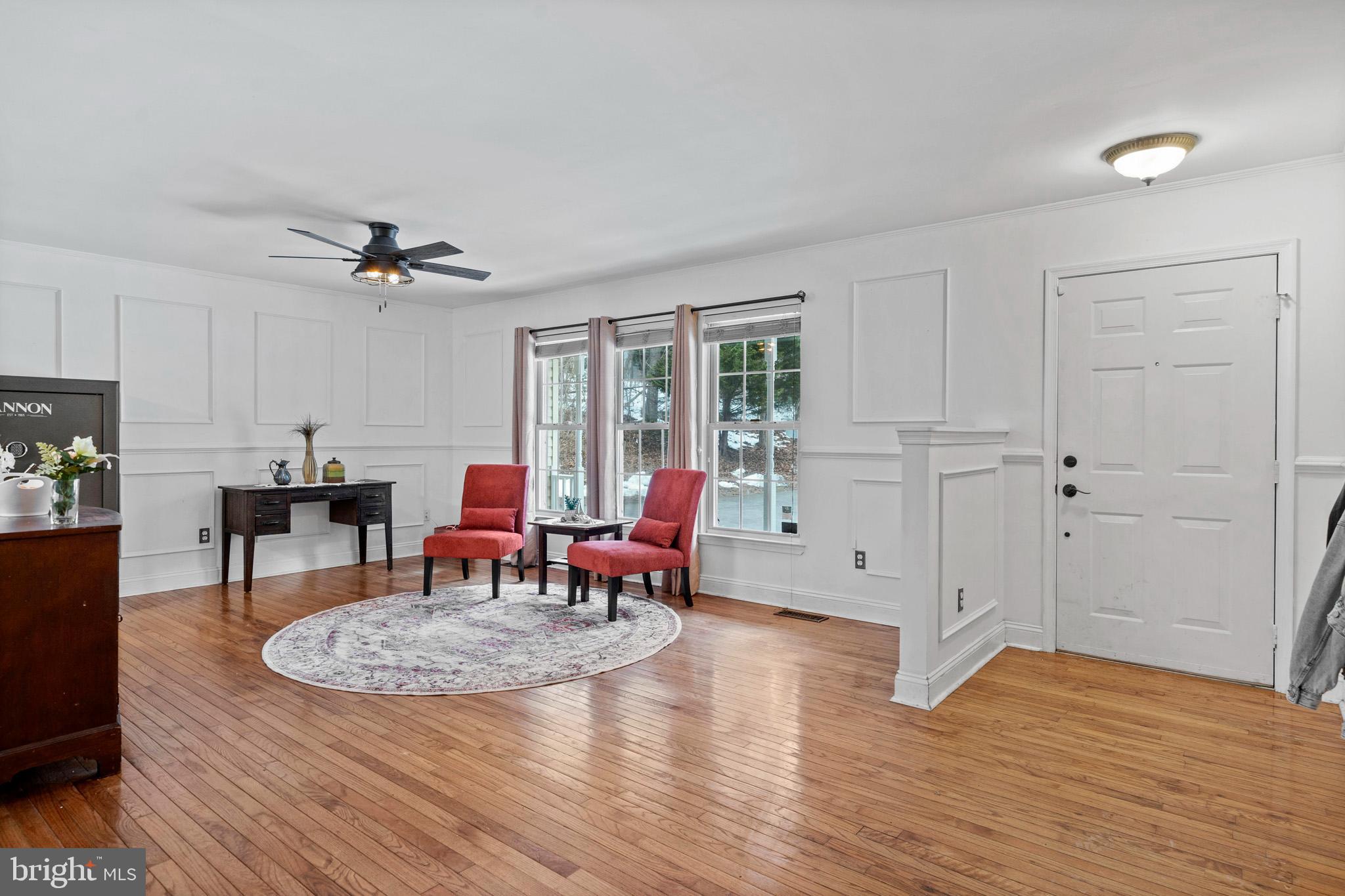 OLDE COUNTRY ESTATES SUB - Residential