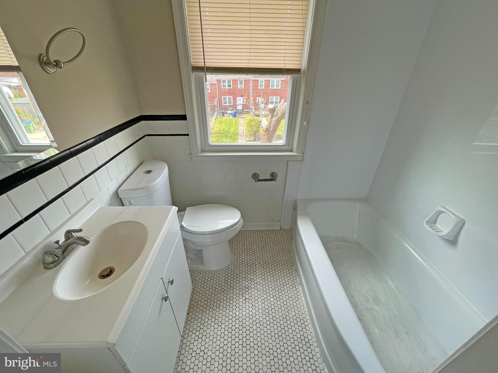 IDLEWOOD - Residential