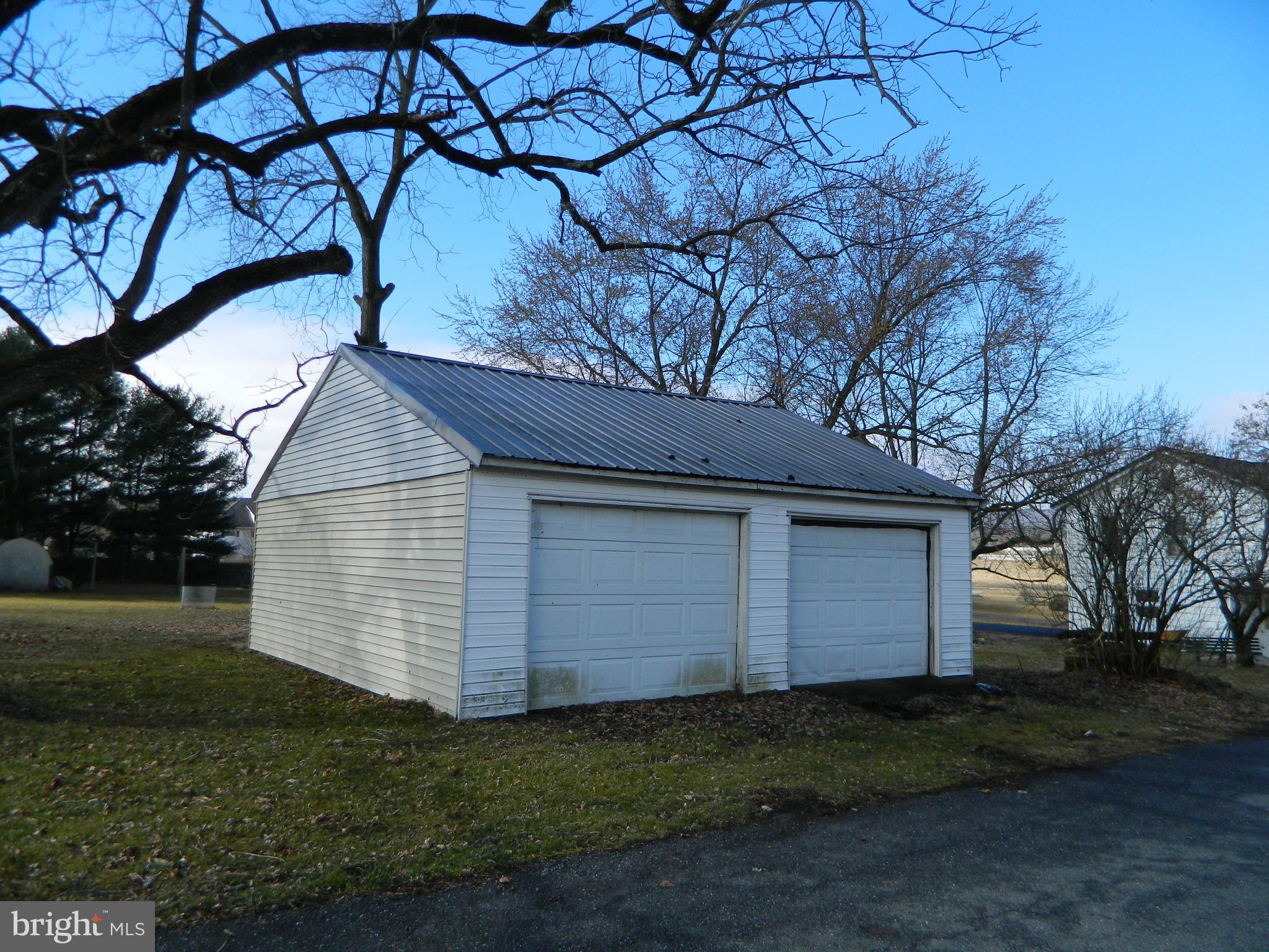 RINGTOWN - Residential