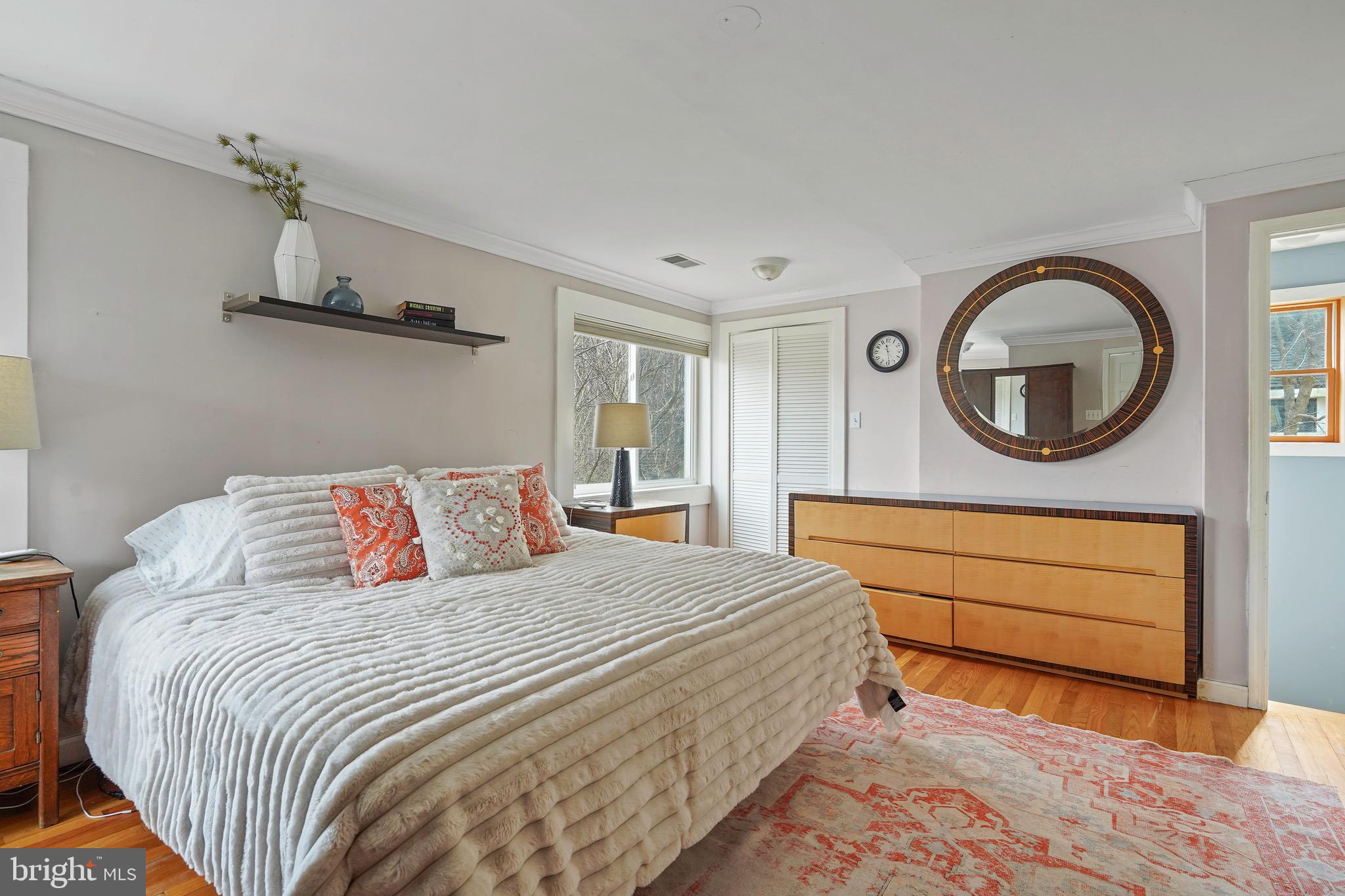 BETHESDA OUTSIDE - Residential