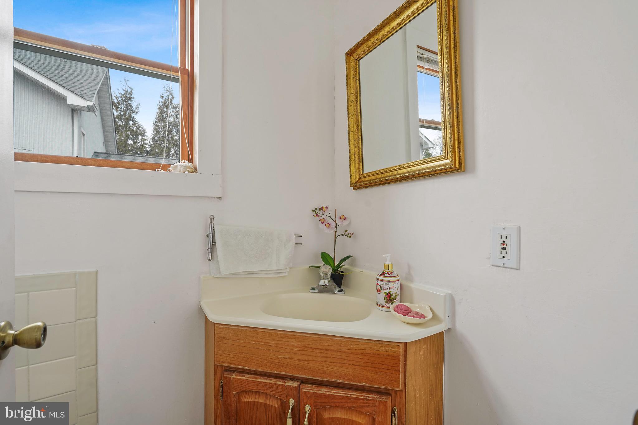 BETHESDA OUTSIDE - Residential