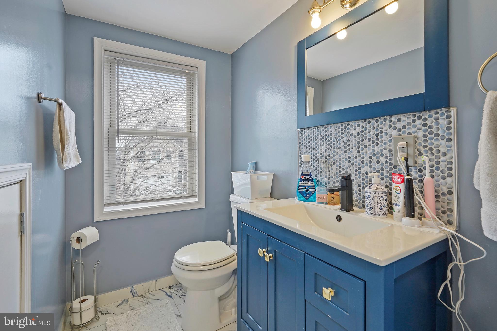 BETHESDA OUTSIDE - Residential