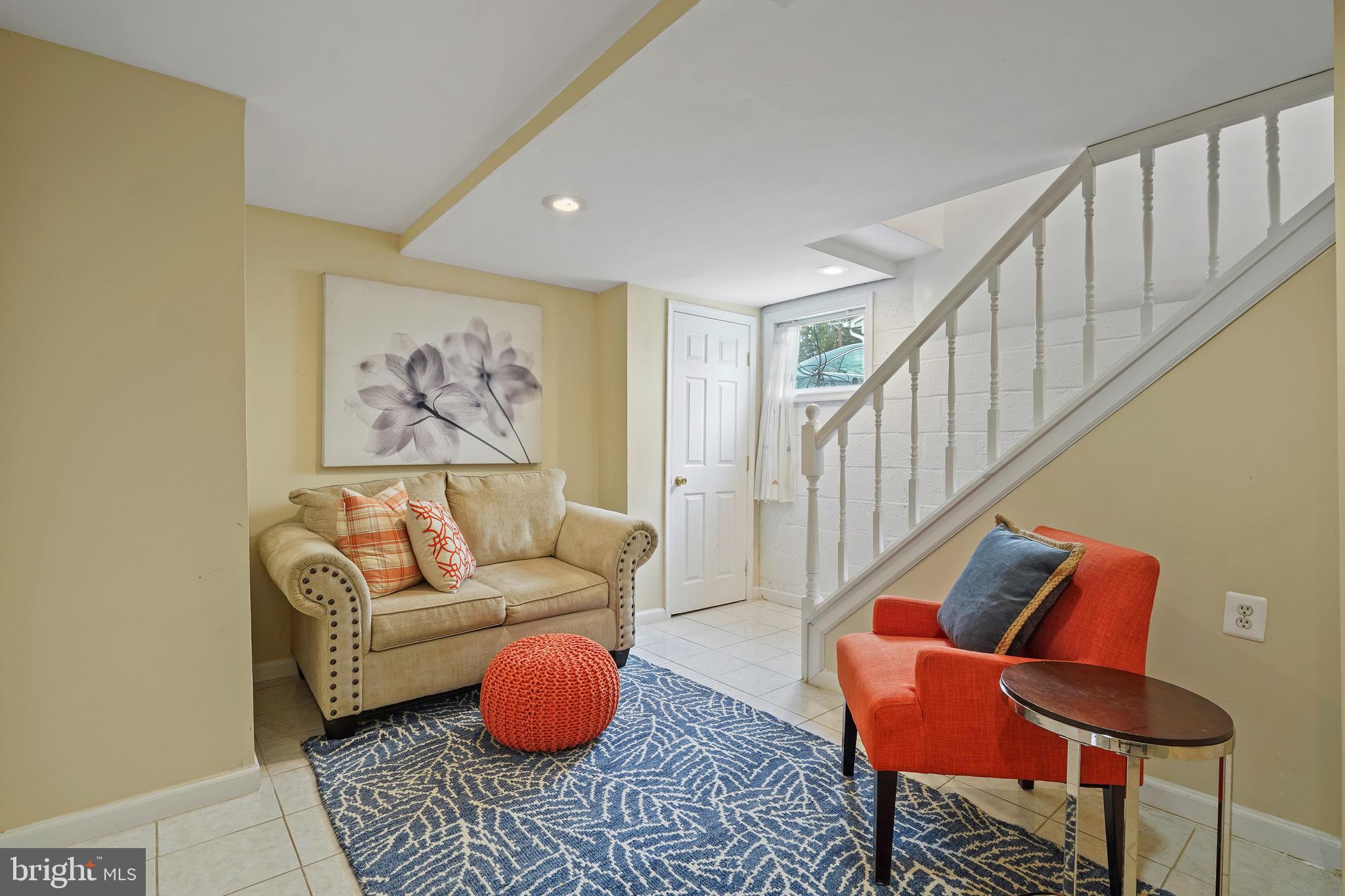 BETHESDA OUTSIDE - Residential