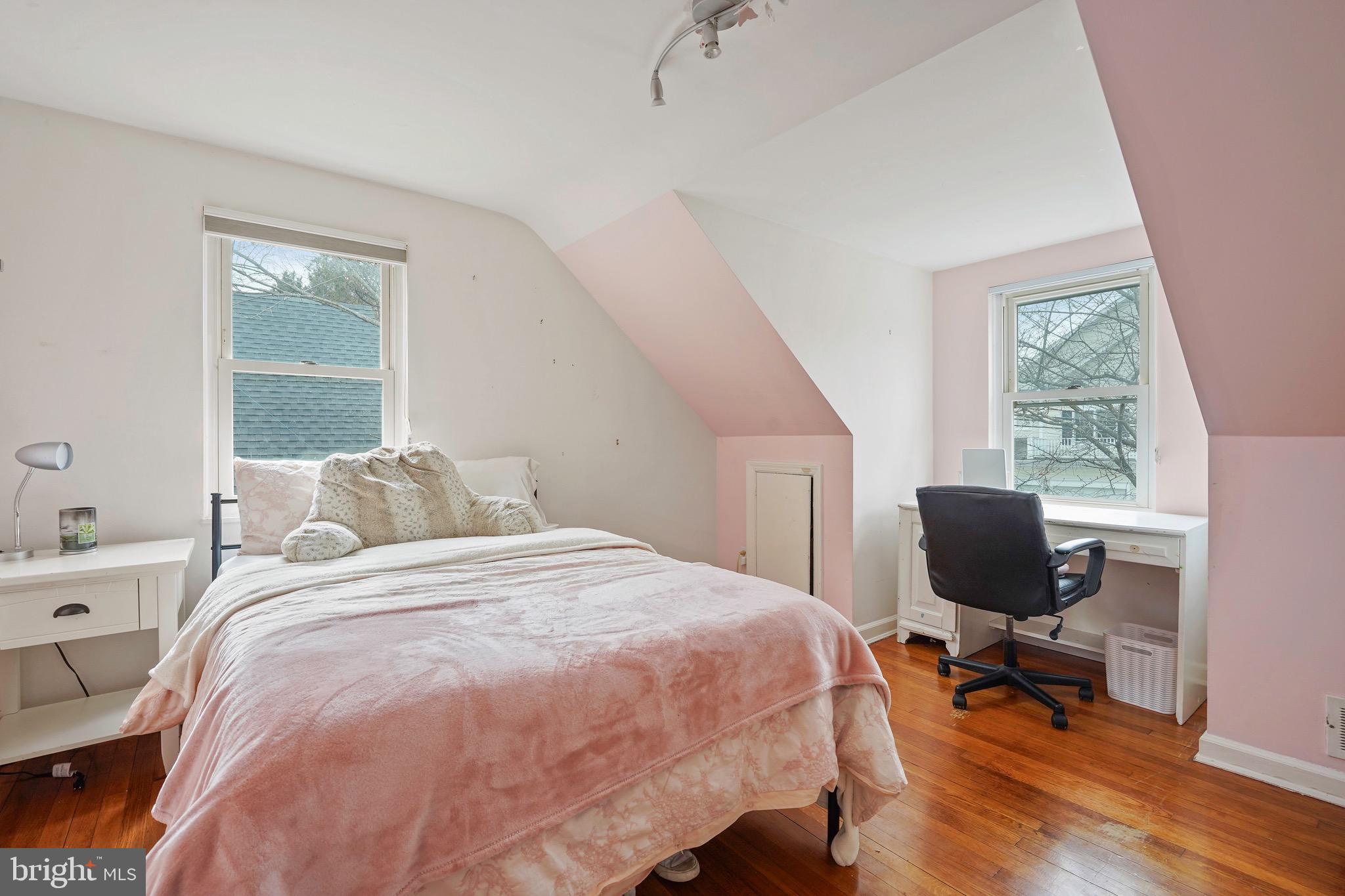 BETHESDA OUTSIDE - Residential