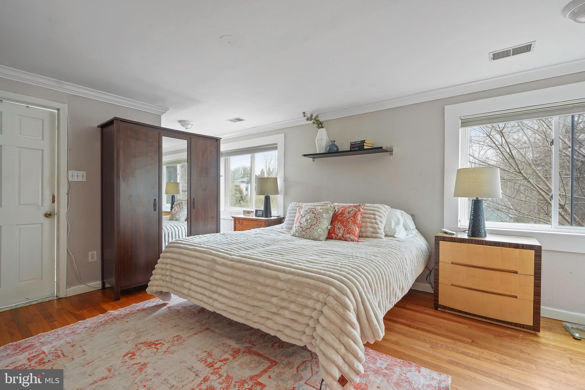 BETHESDA OUTSIDE - Residential