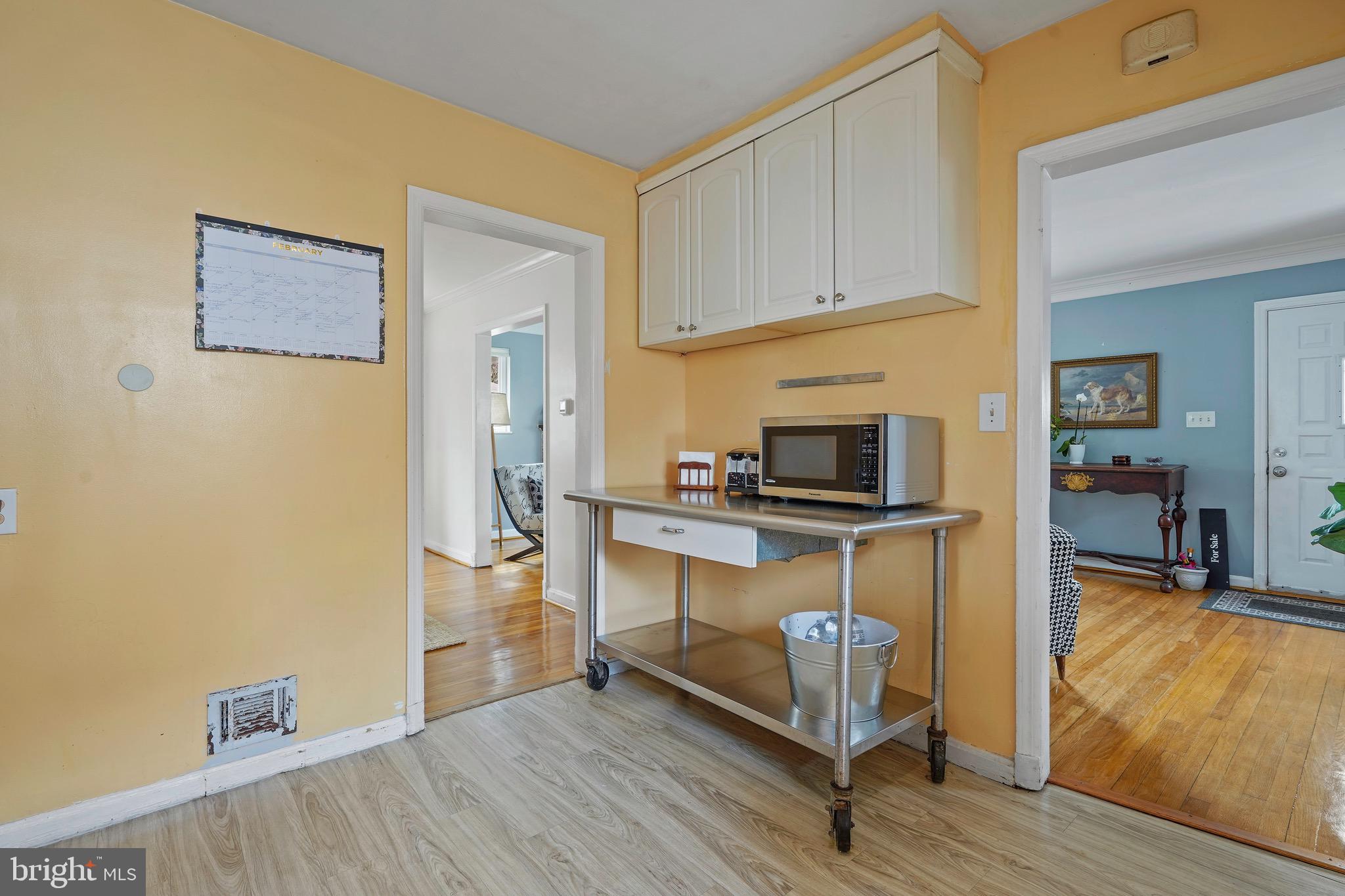 BETHESDA OUTSIDE - Residential