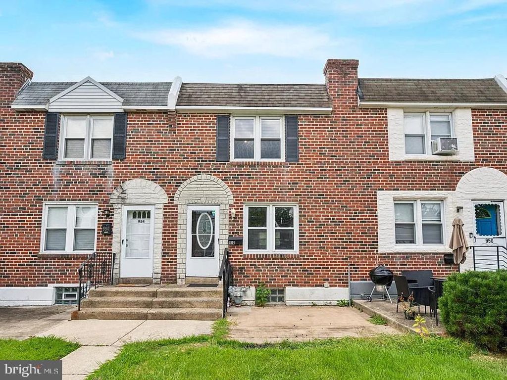 Photo of 952 Grant Road, FOLCROFT, PA 19032 (MLS # PADE2107812)