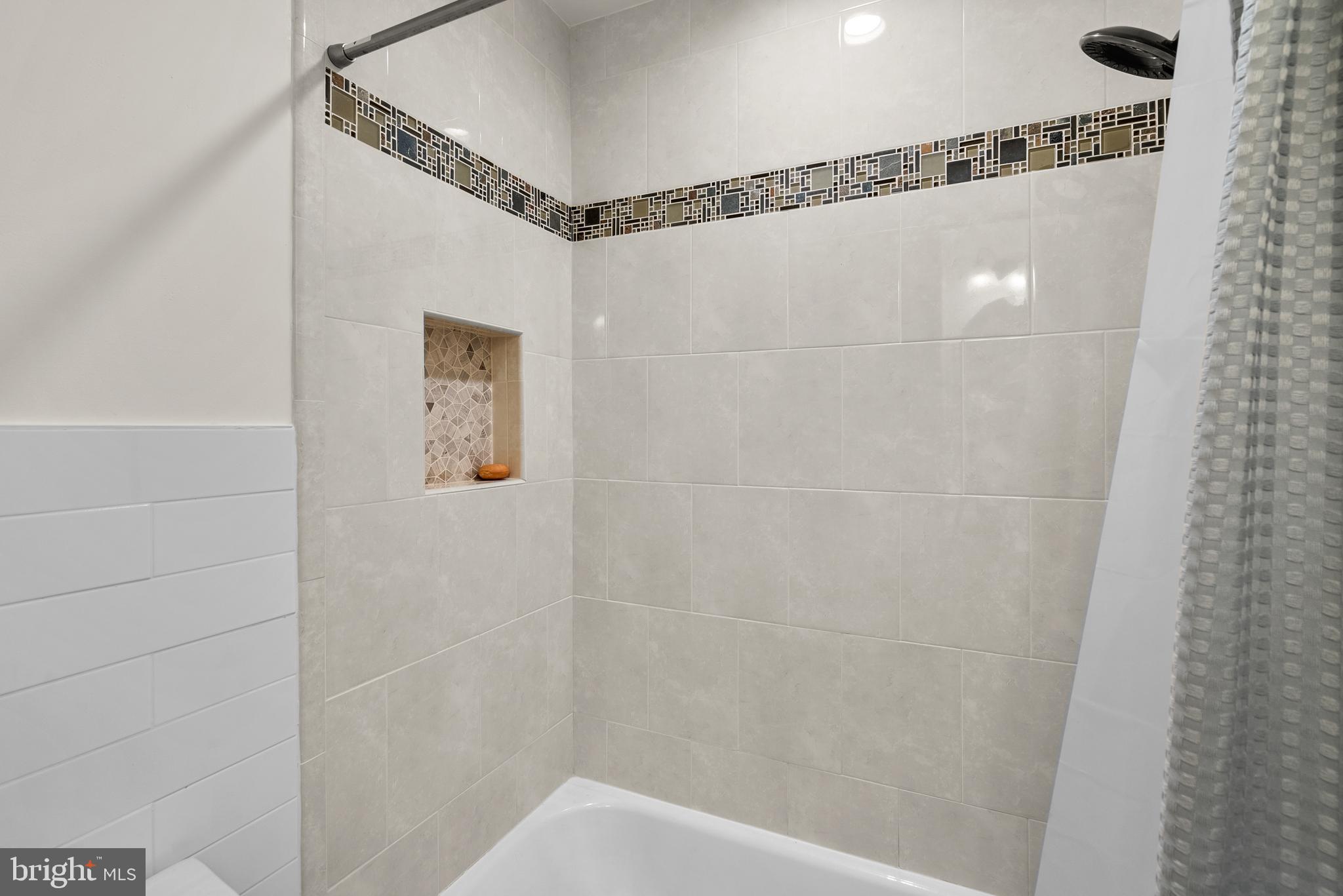 POTOMAC RIDGE - Residential