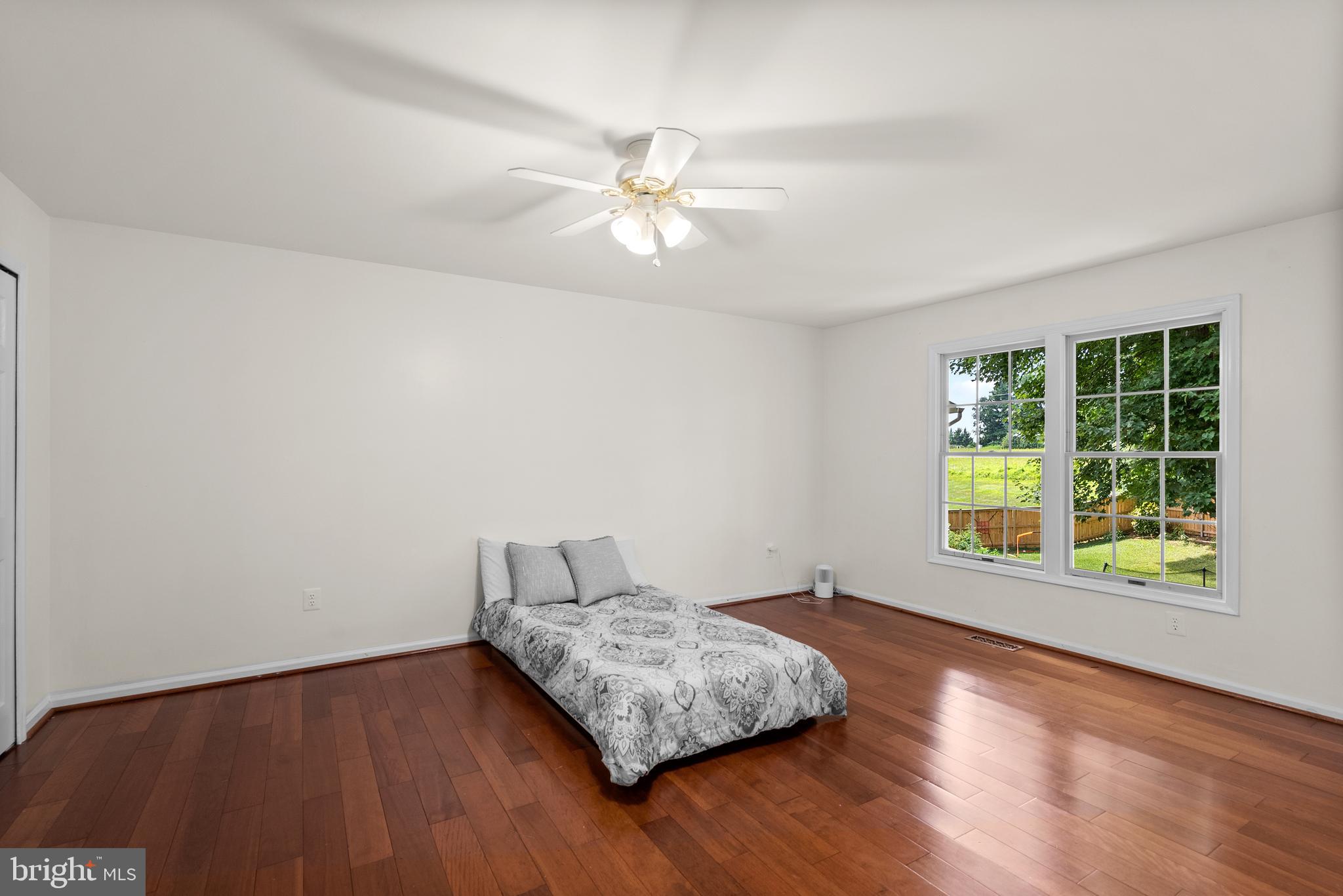 POTOMAC RIDGE - Residential