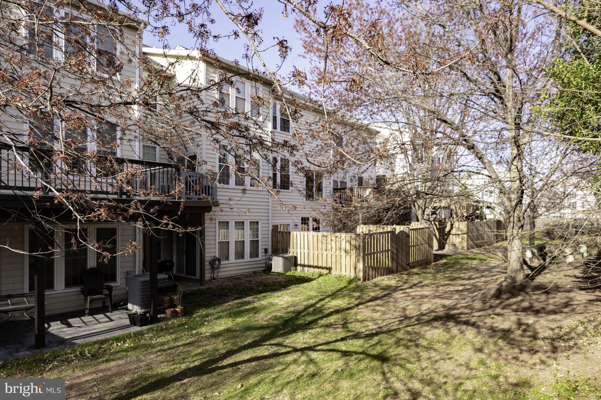 POTOMAC LAKES - Residential