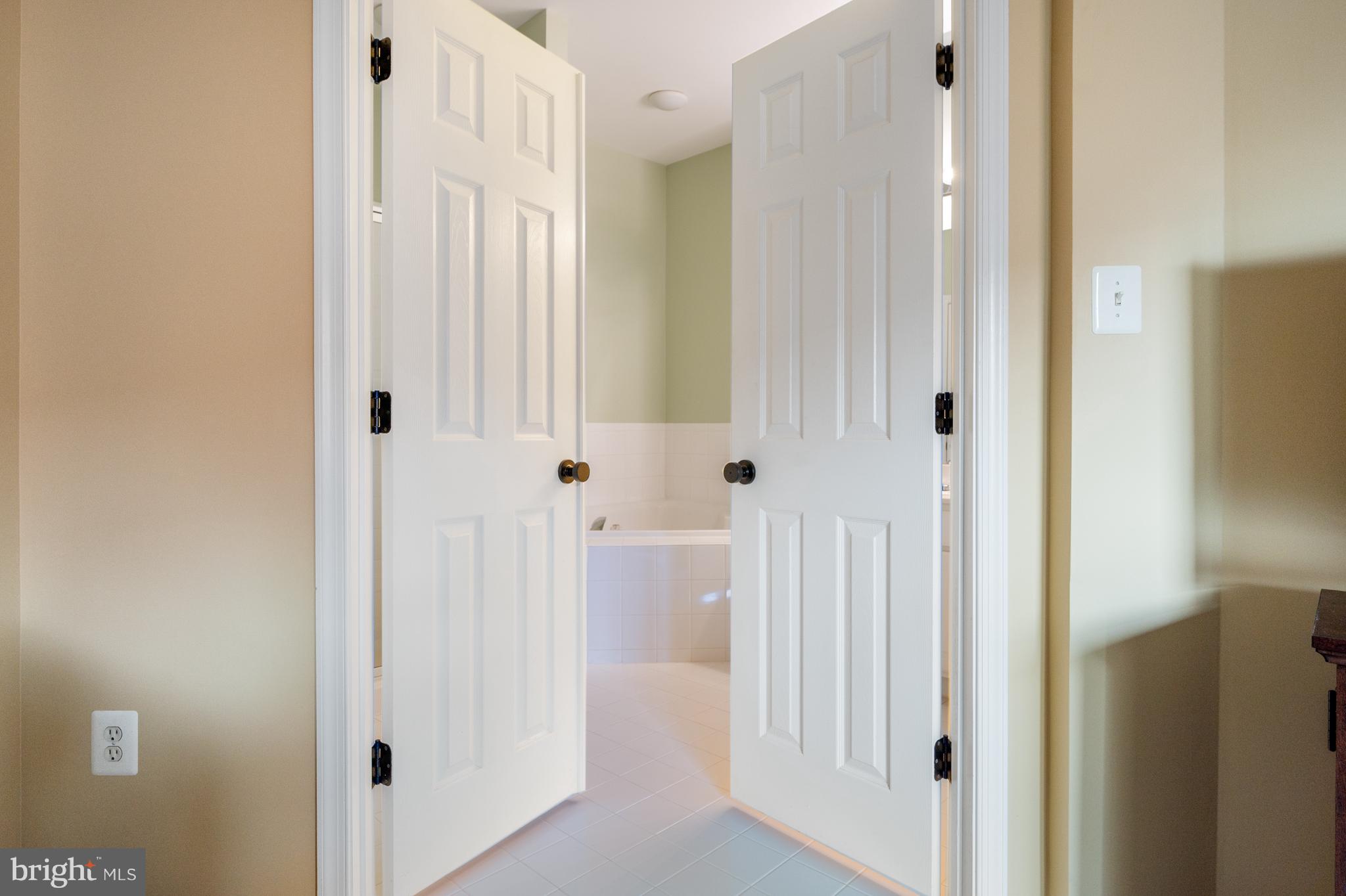 POTOMAC LAKES - Residential