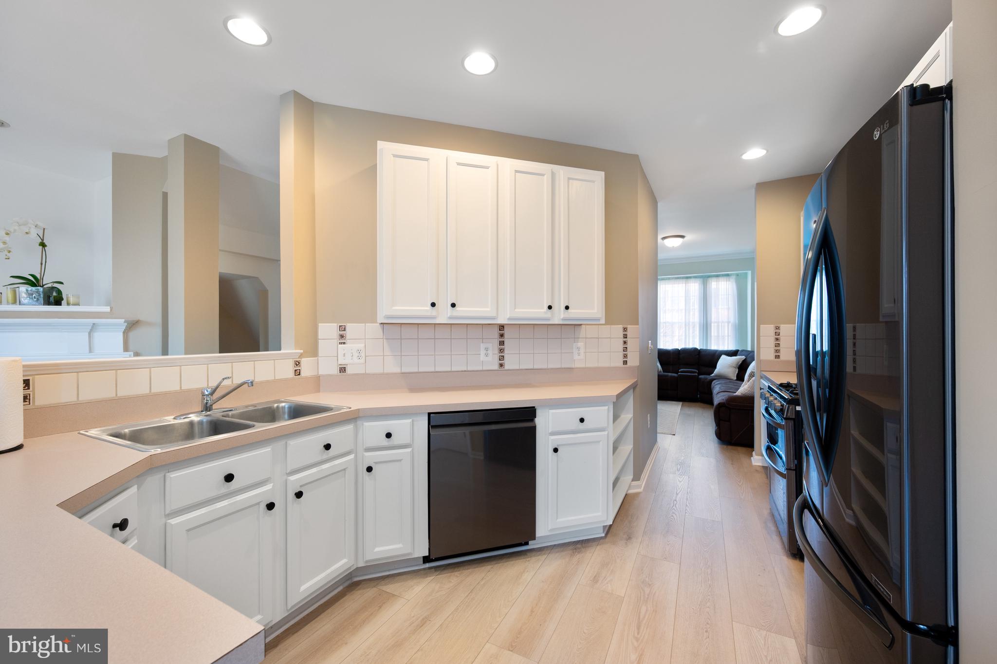 POTOMAC LAKES - Residential