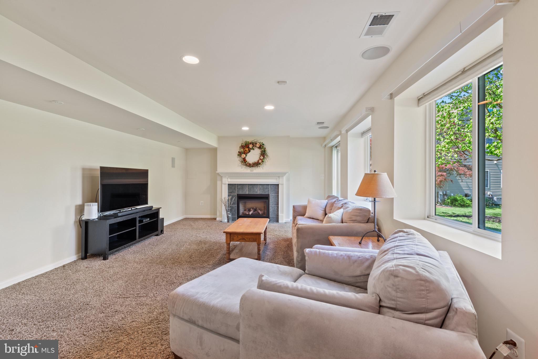 WOODFORDS GRANT - Residential