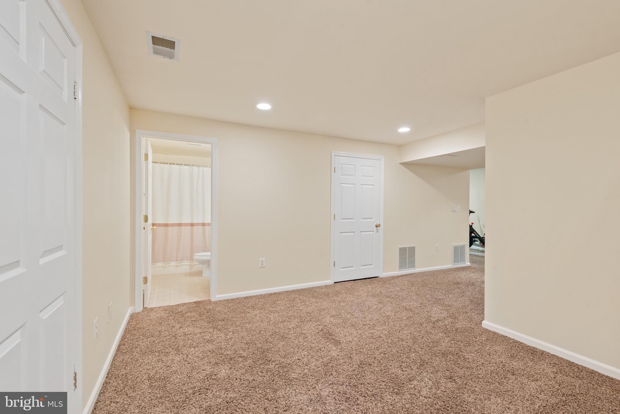 WOODFORDS GRANT - Residential