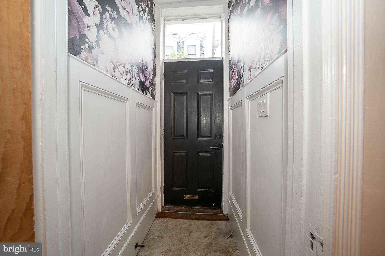 ART MUSEUM AREA - Residential Lease