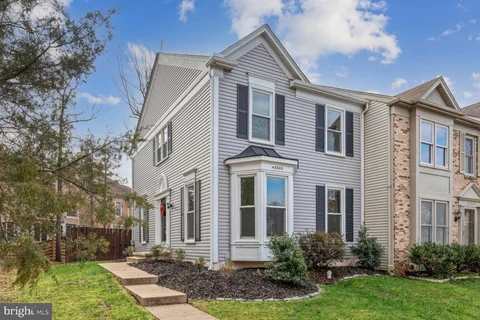 43840 Laburnum Square, Ashburn, VA MLS: VALO2128650