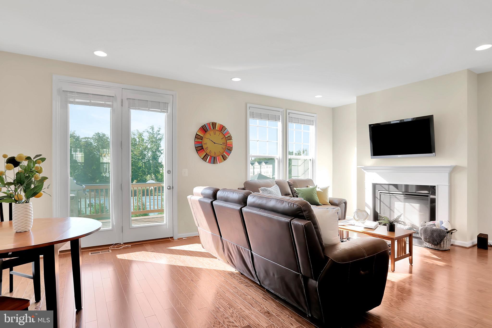 FIELDSTONE - Residential