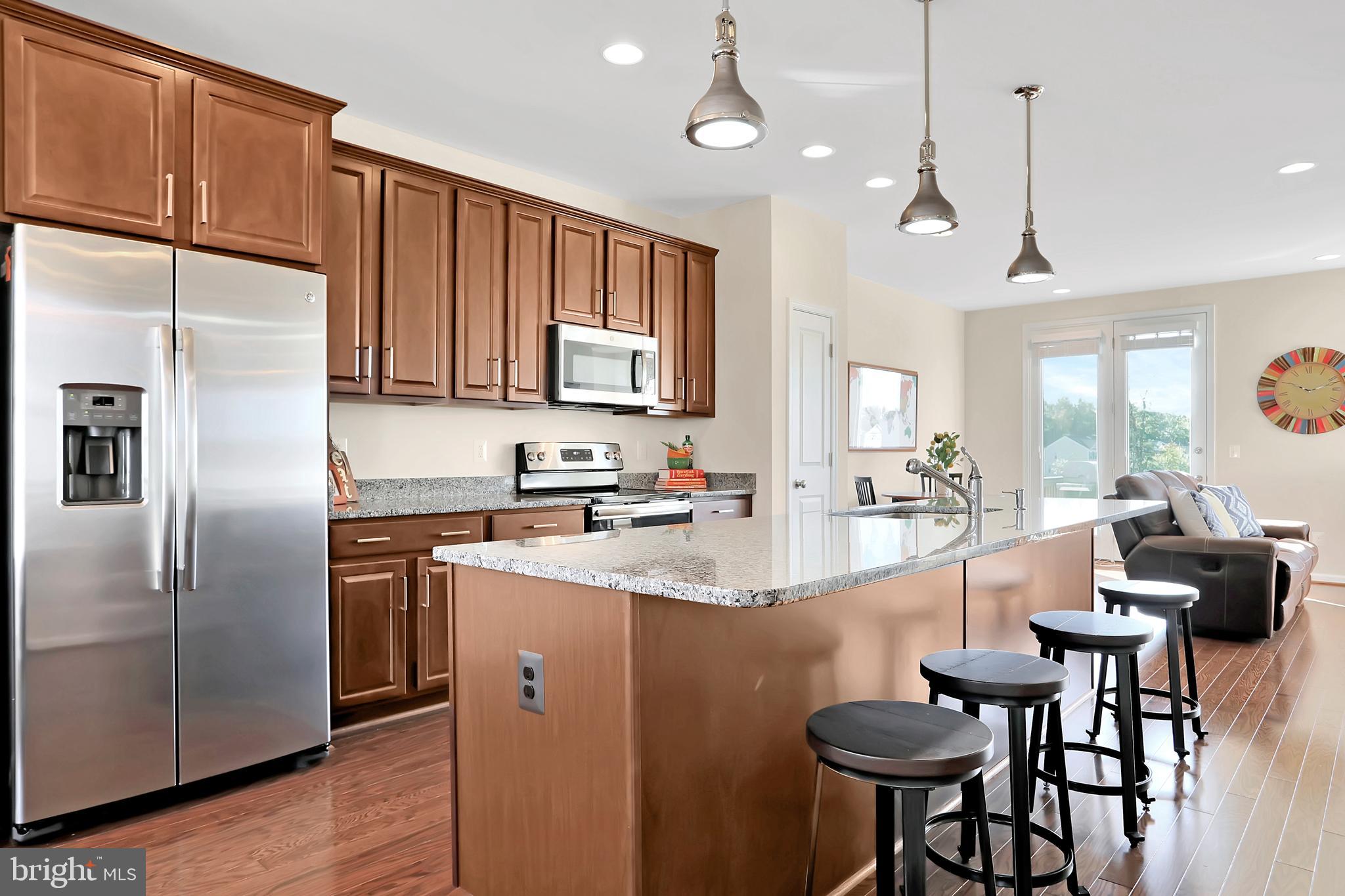 FIELDSTONE - Residential