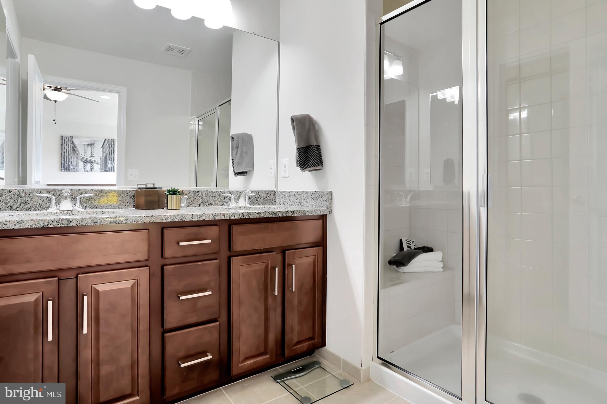 FIELDSTONE - Residential