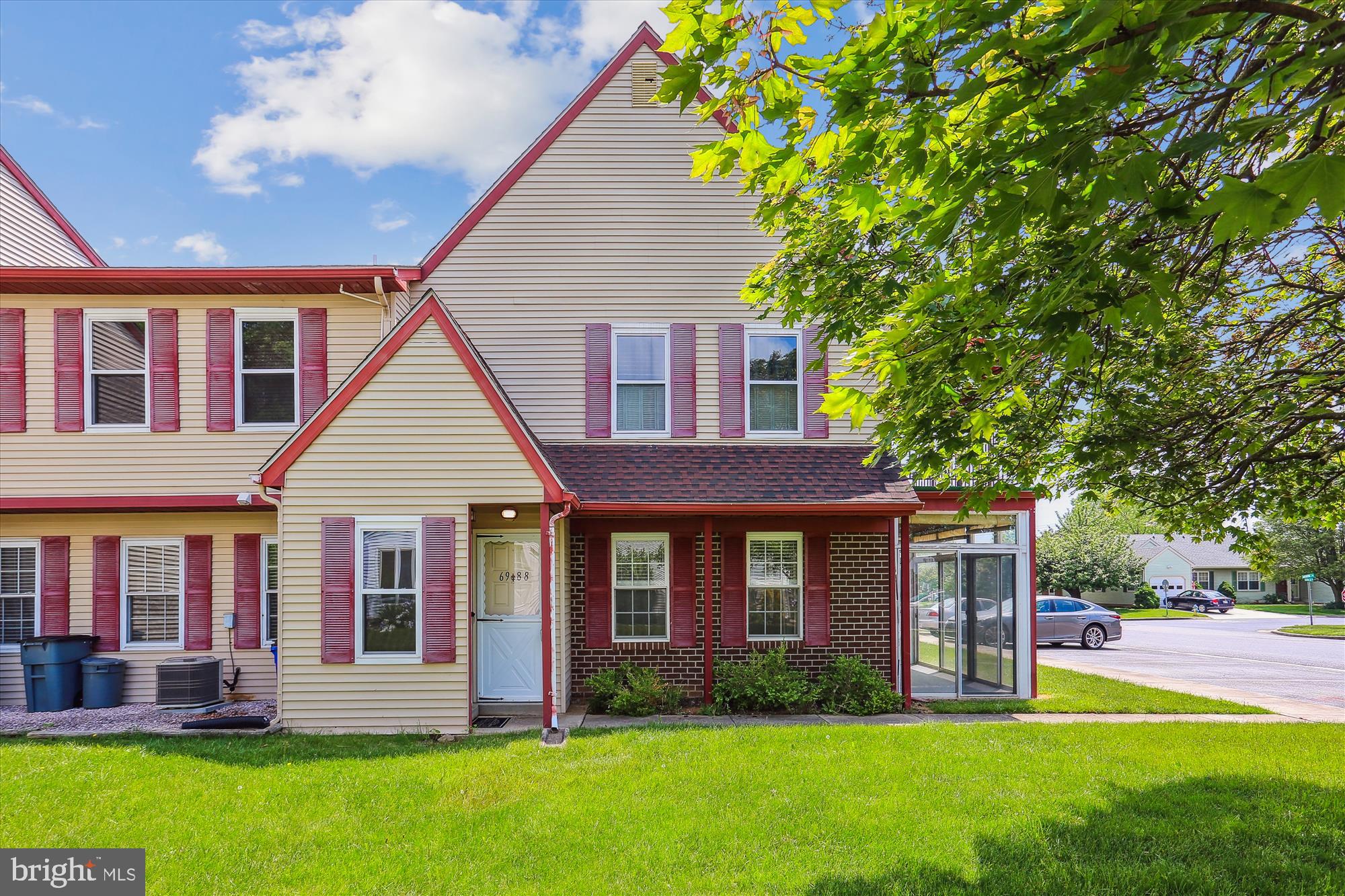CRESTWOOD VILLAGE - Residential