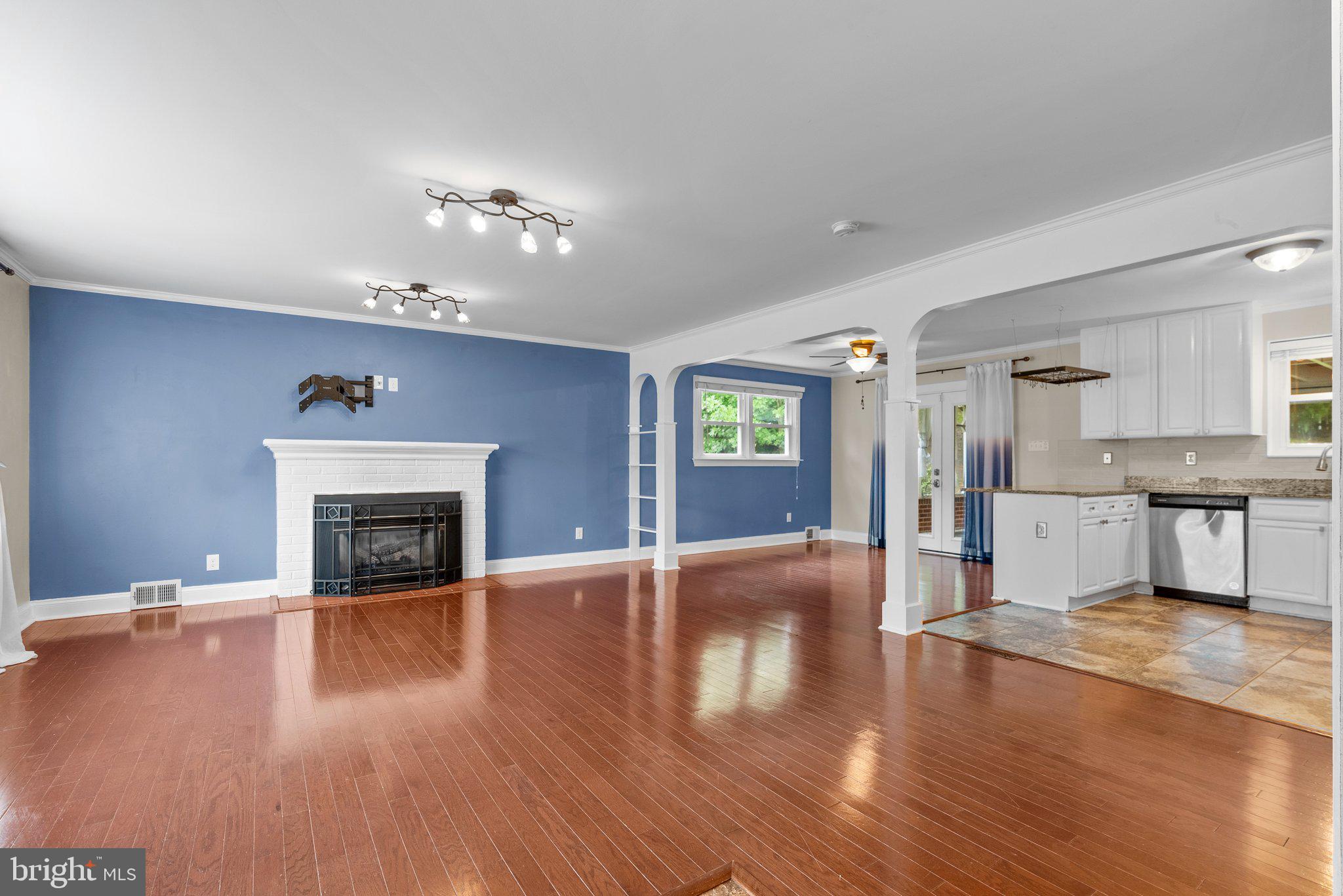 SPRINGFIELD - Residential