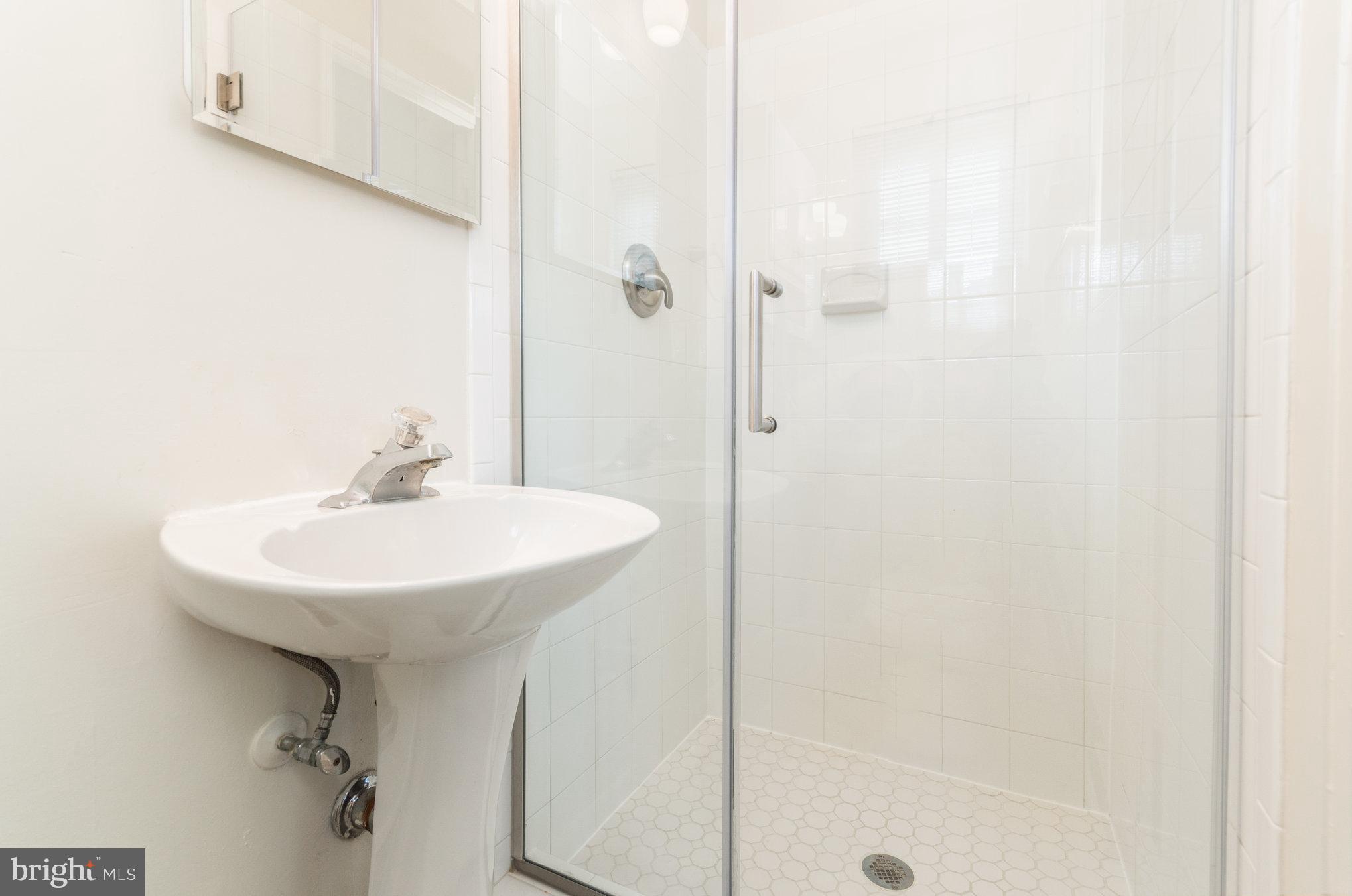 WEST GRASS RIDGE - Residential Lease