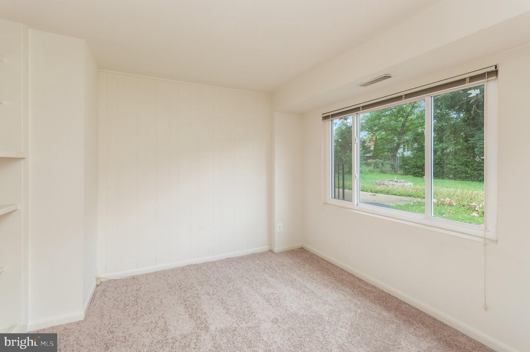 WEST GRASS RIDGE - Residential Lease