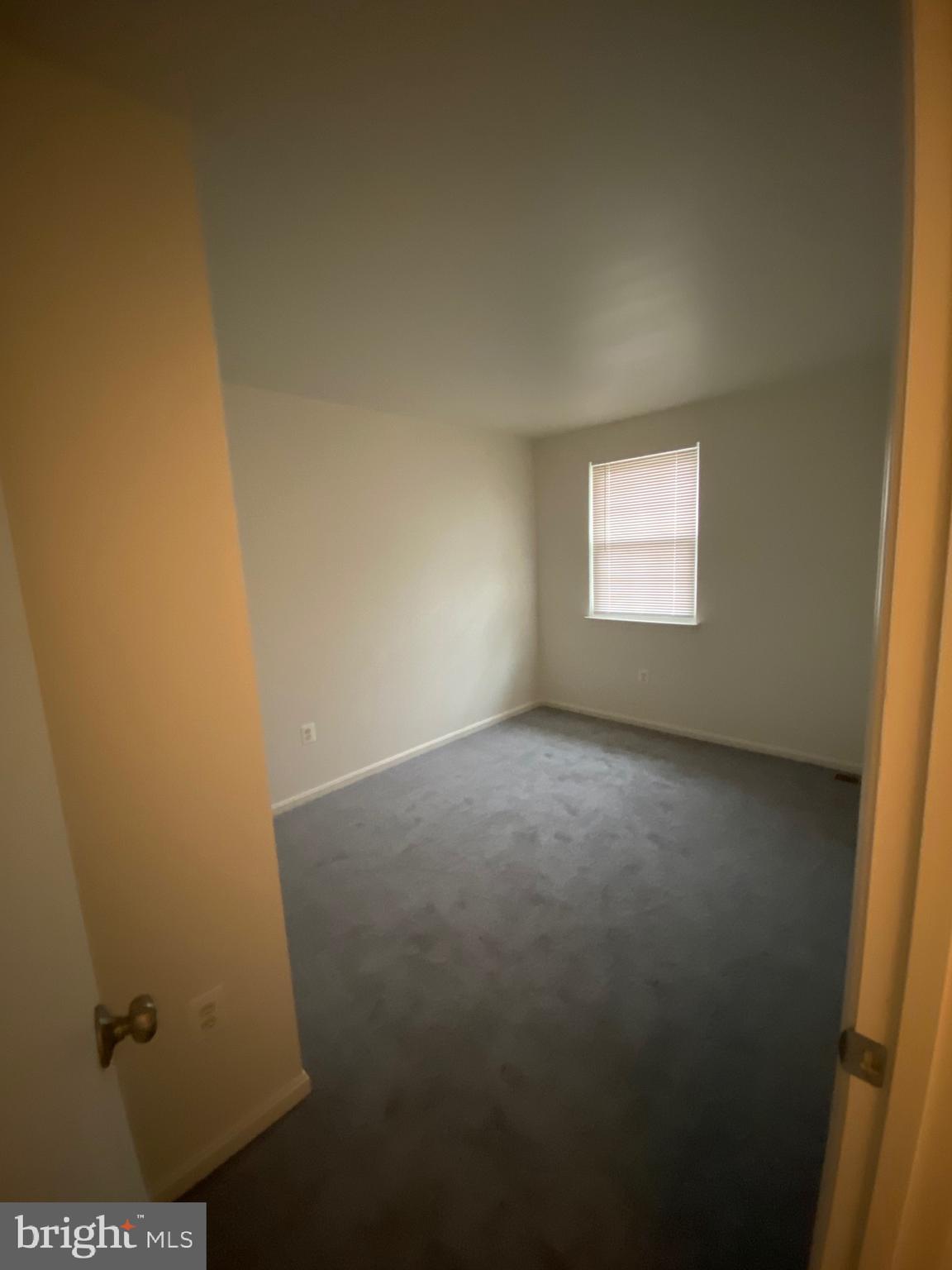 SAINT CHARLES - Residential Lease