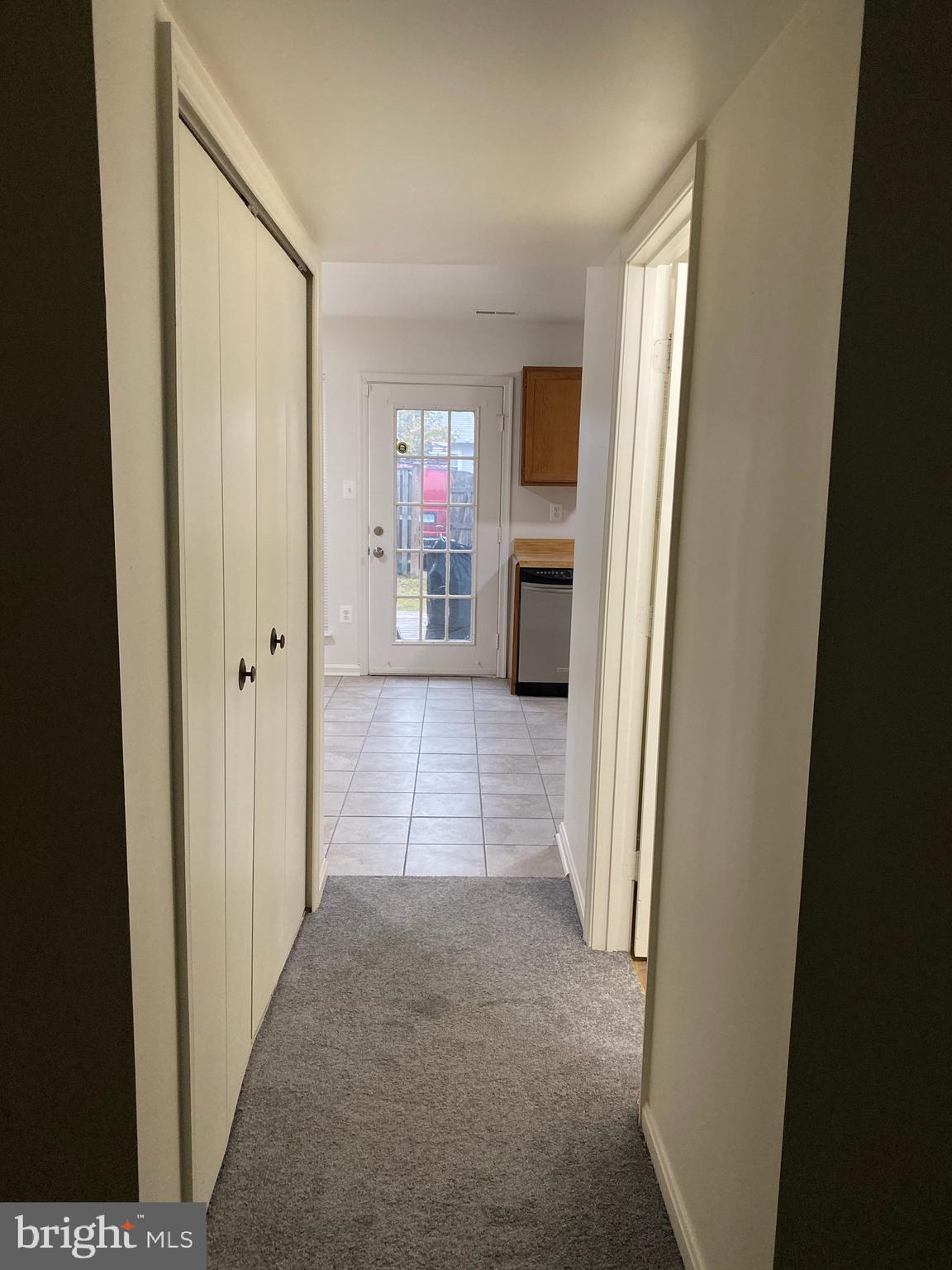 SAINT CHARLES - Residential Lease