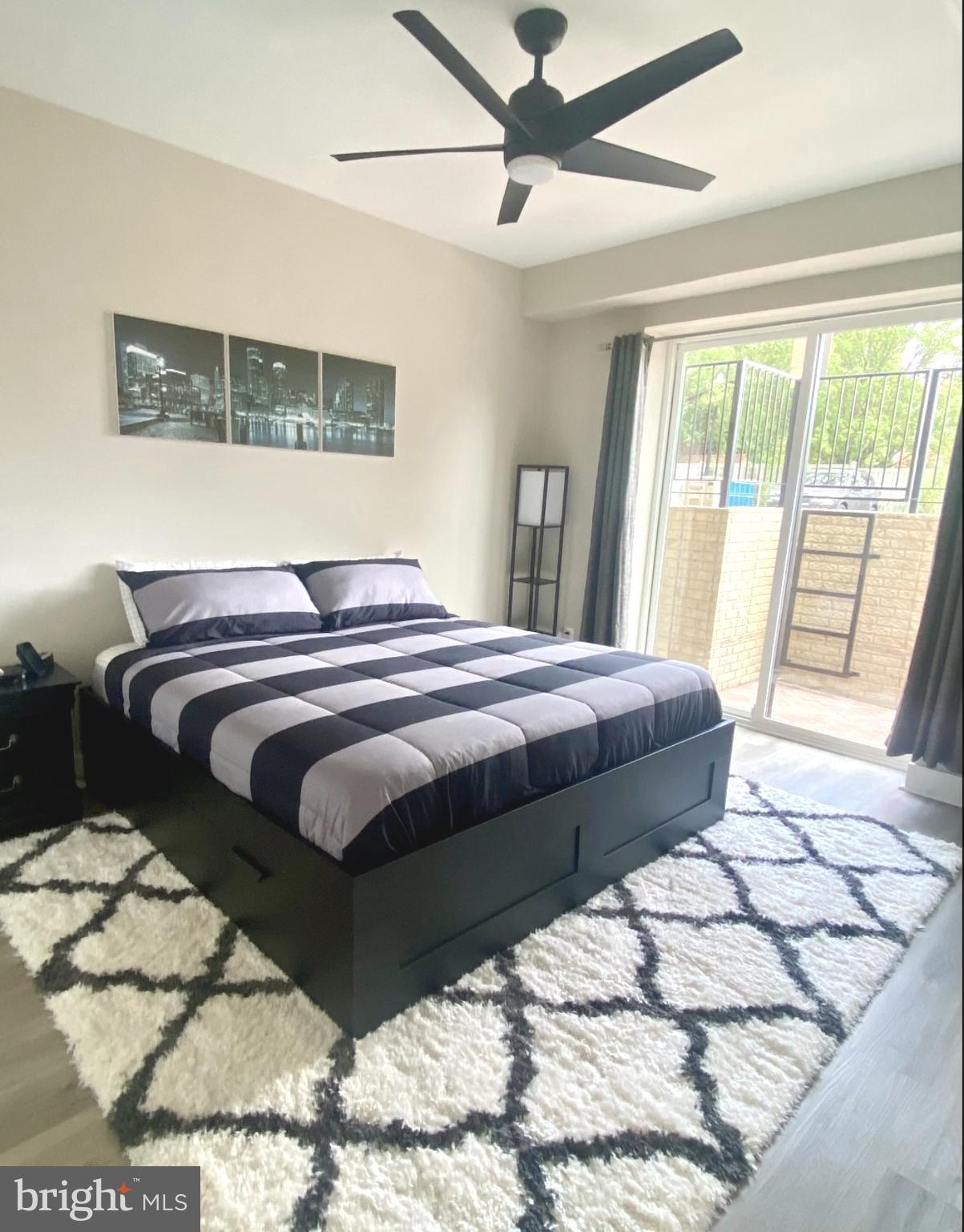 1114 SOUTH HIGHLAND 1
