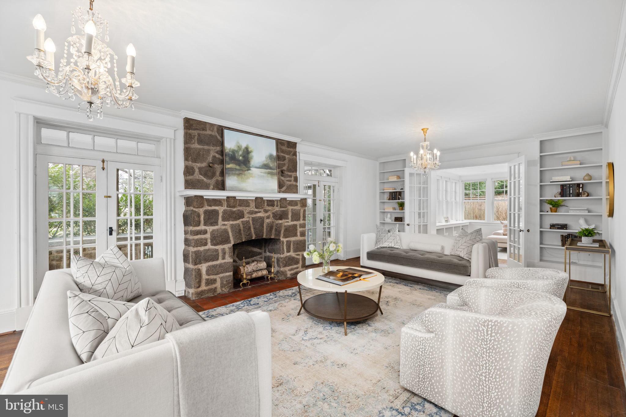 CHEVY CHASE - Residential