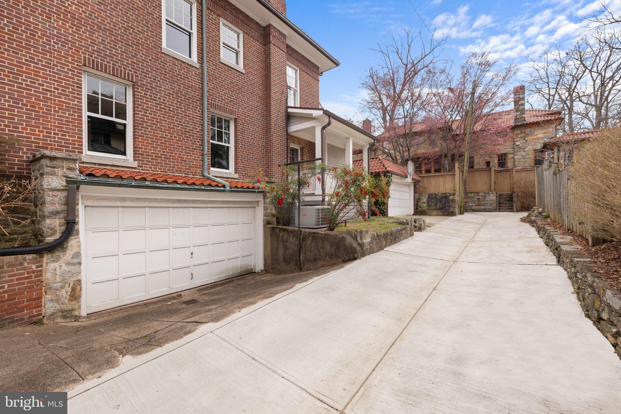 CHEVY CHASE - Residential