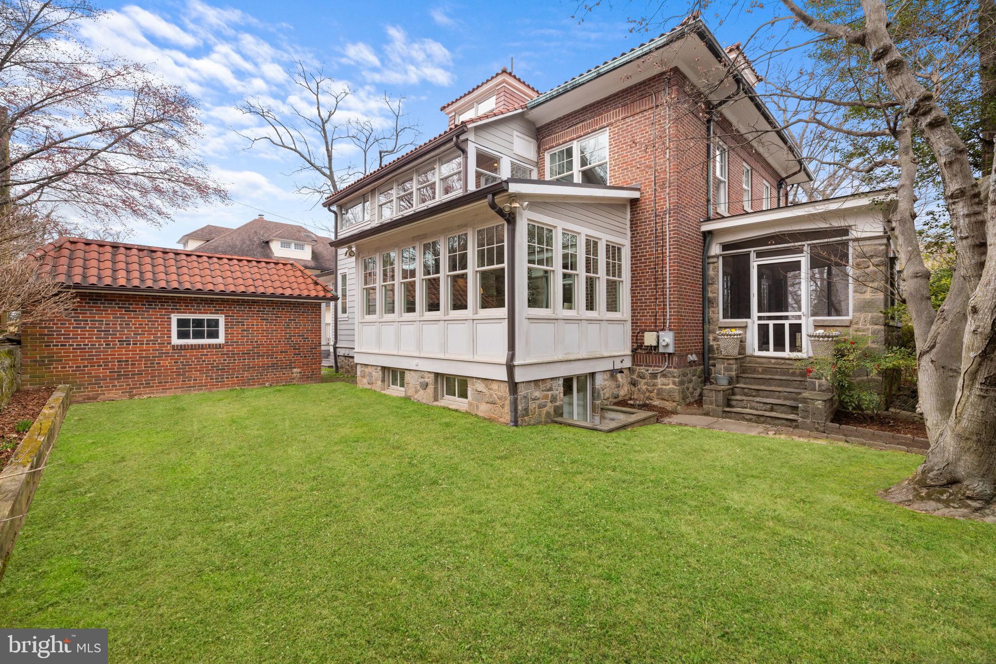 CHEVY CHASE - Residential