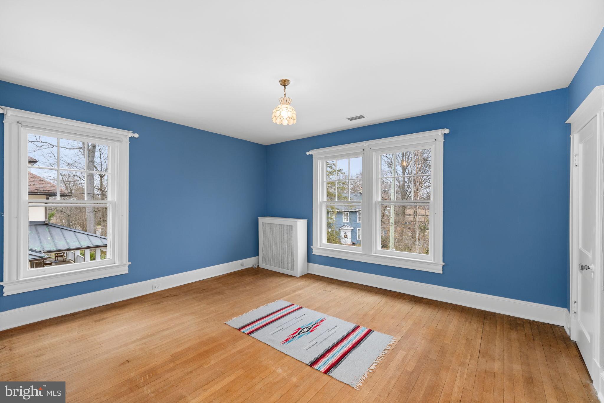 CHEVY CHASE - Residential