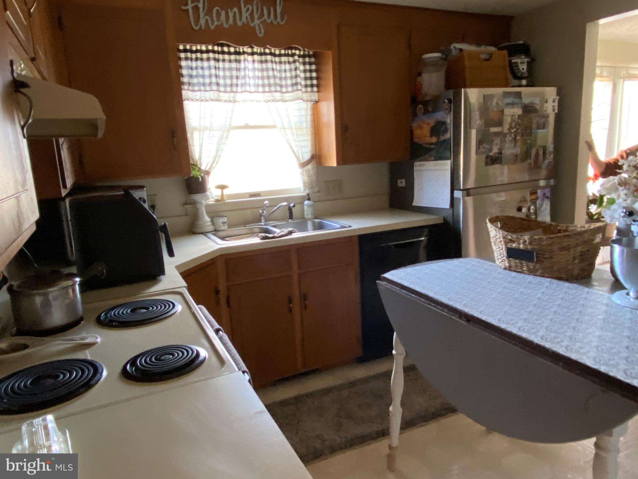 KENSINGTON HEIGHTS - Residential Lease