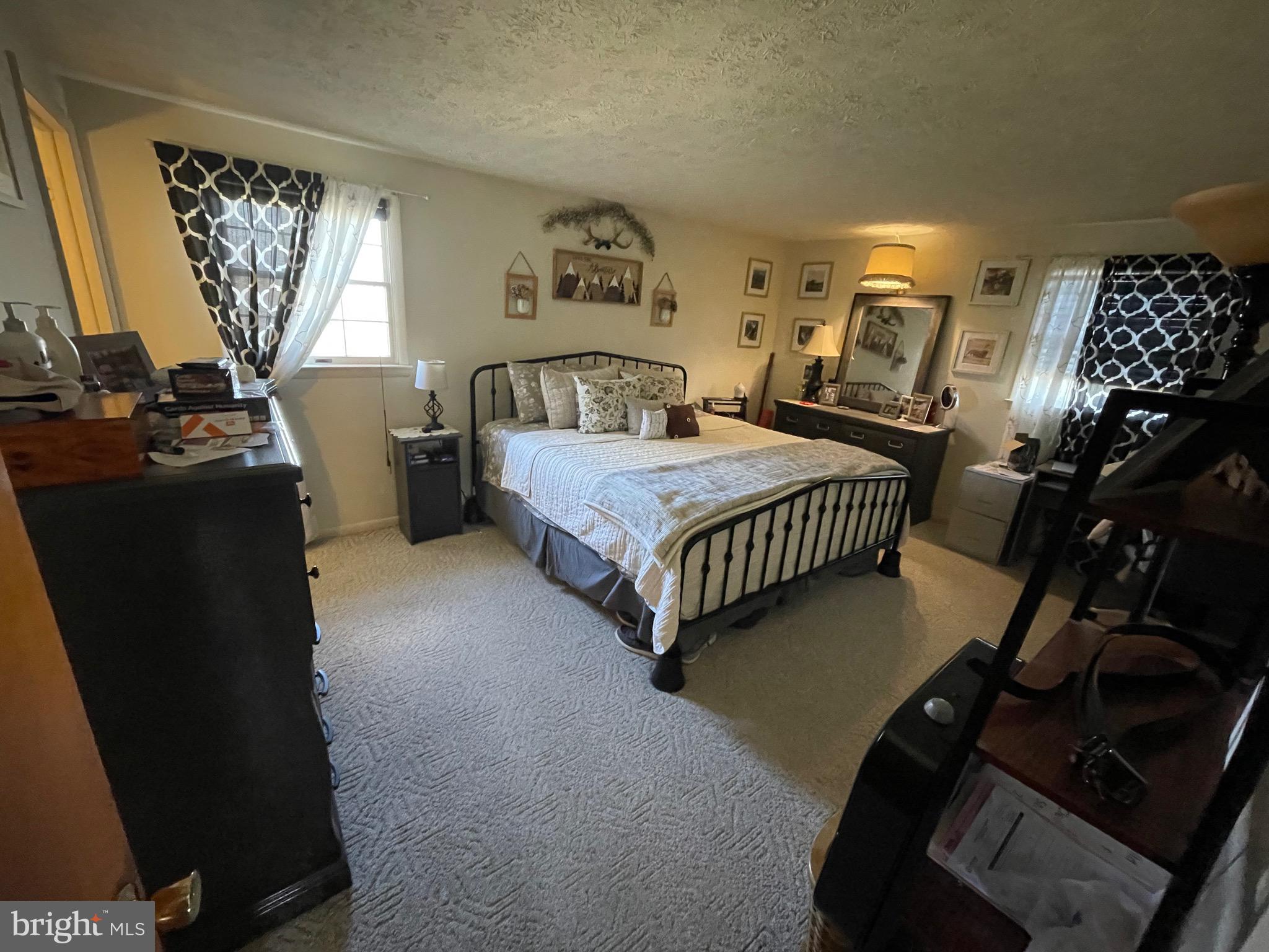 KENSINGTON HEIGHTS - Residential Lease