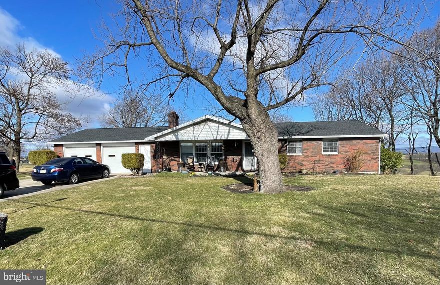 Large single family home with 3 spacious bedrooms  and 2.5 baths with first floor laundry.  7 minutes from boro of Chambersburg.  large, 2 car garage with extra depth, off the mud room .  Full walkout unfinished basement.