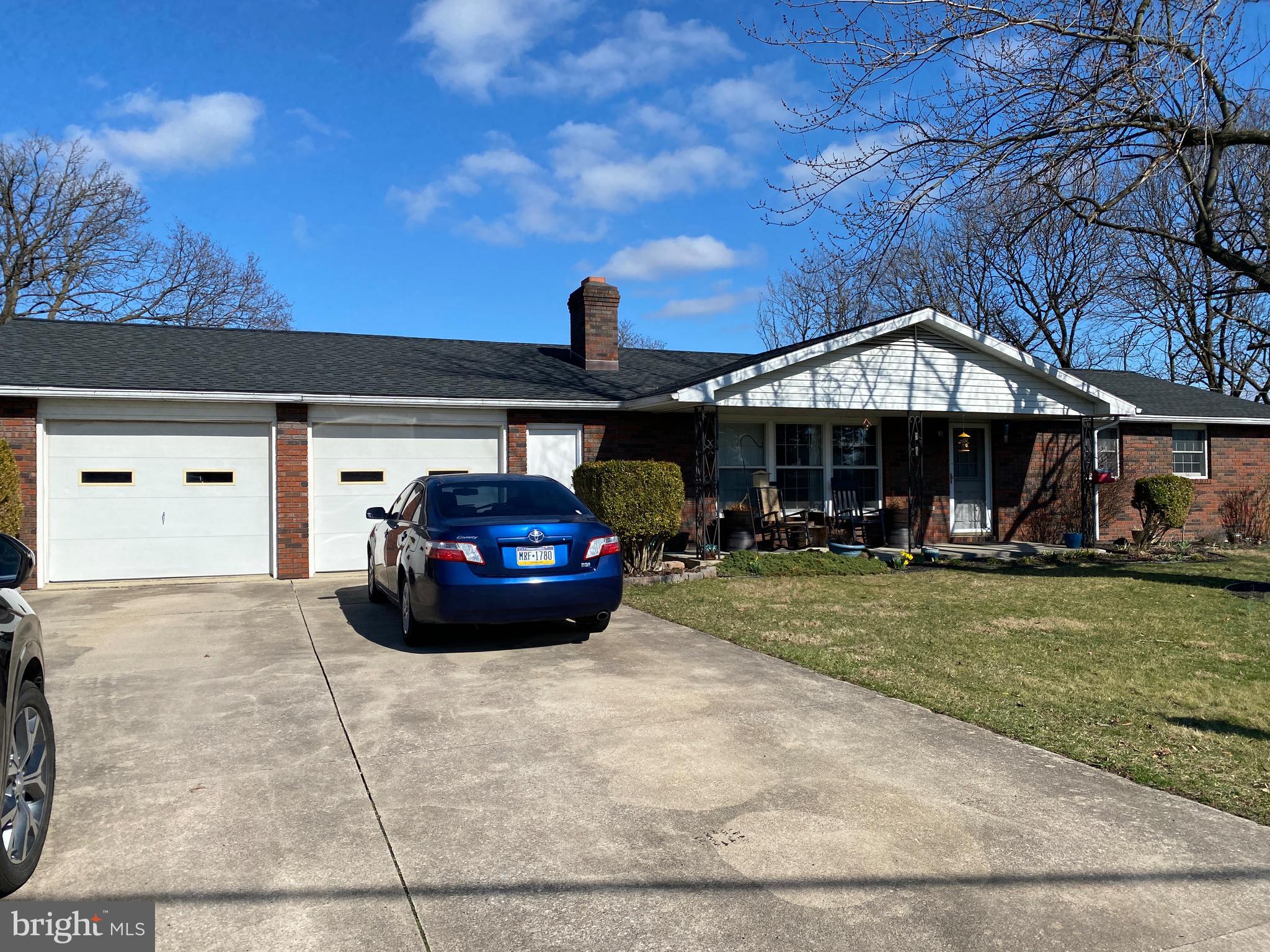 KENSINGTON HEIGHTS - Residential Lease