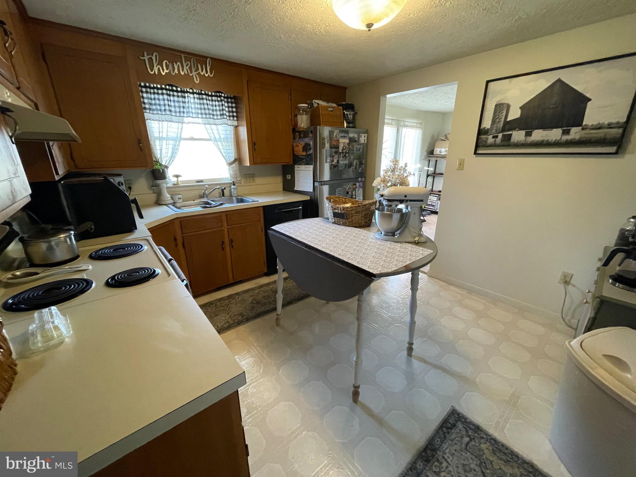 KENSINGTON HEIGHTS - Residential Lease