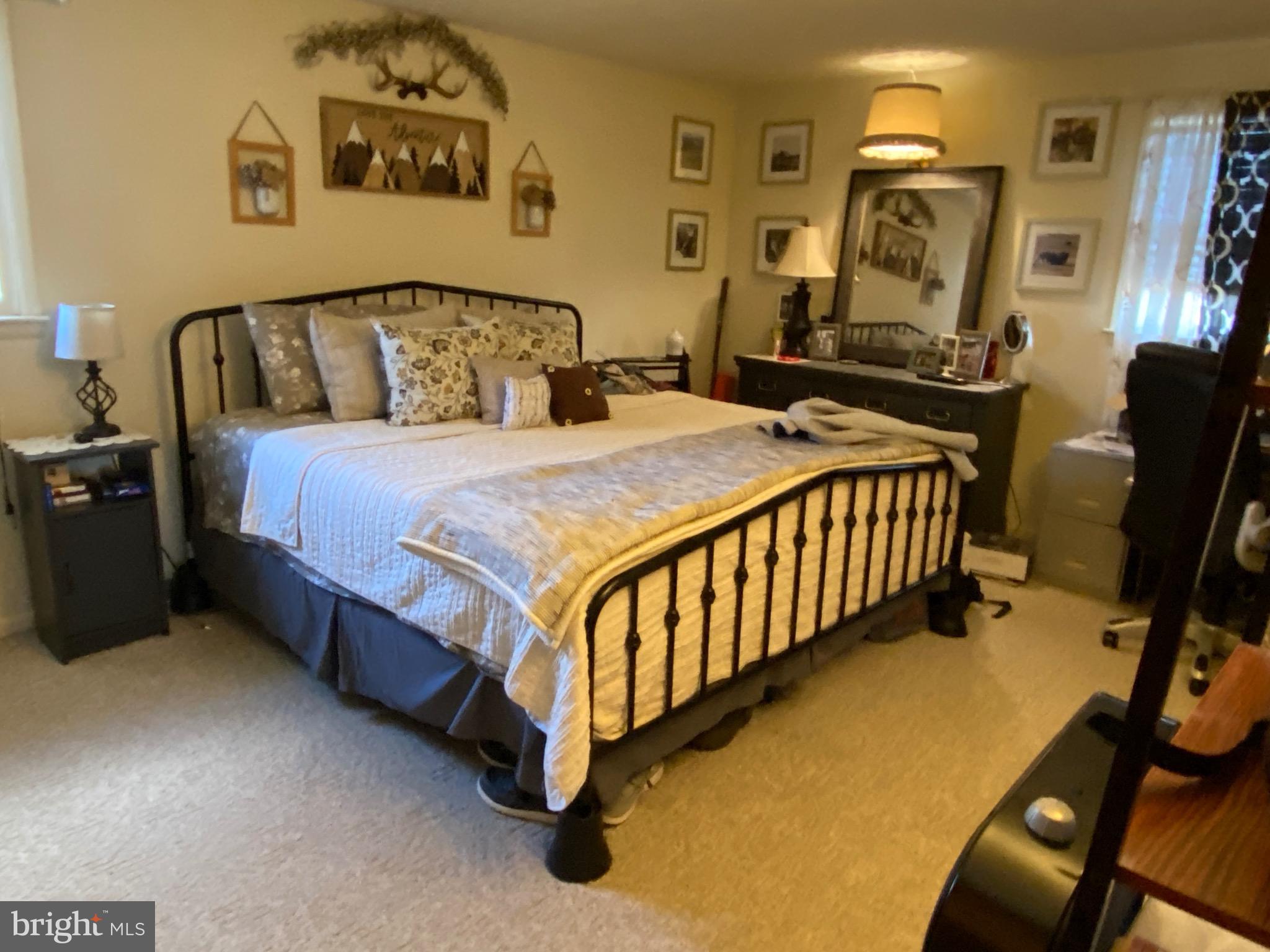 KENSINGTON HEIGHTS - Residential Lease