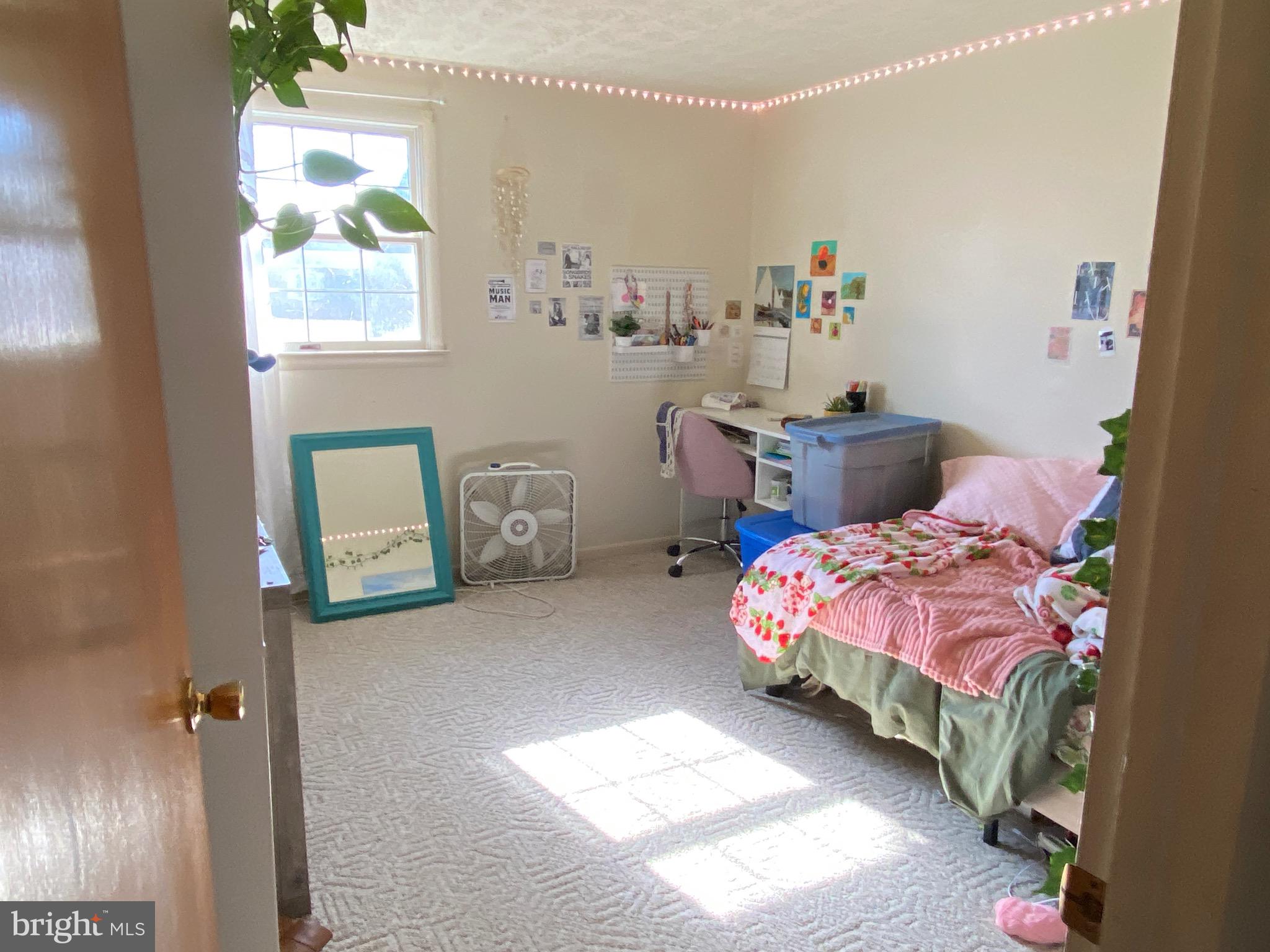 KENSINGTON HEIGHTS - Residential Lease