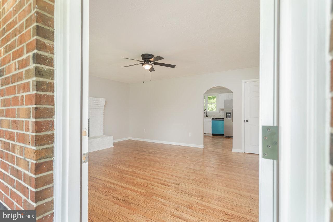 1678 PINEY HILL ROAD