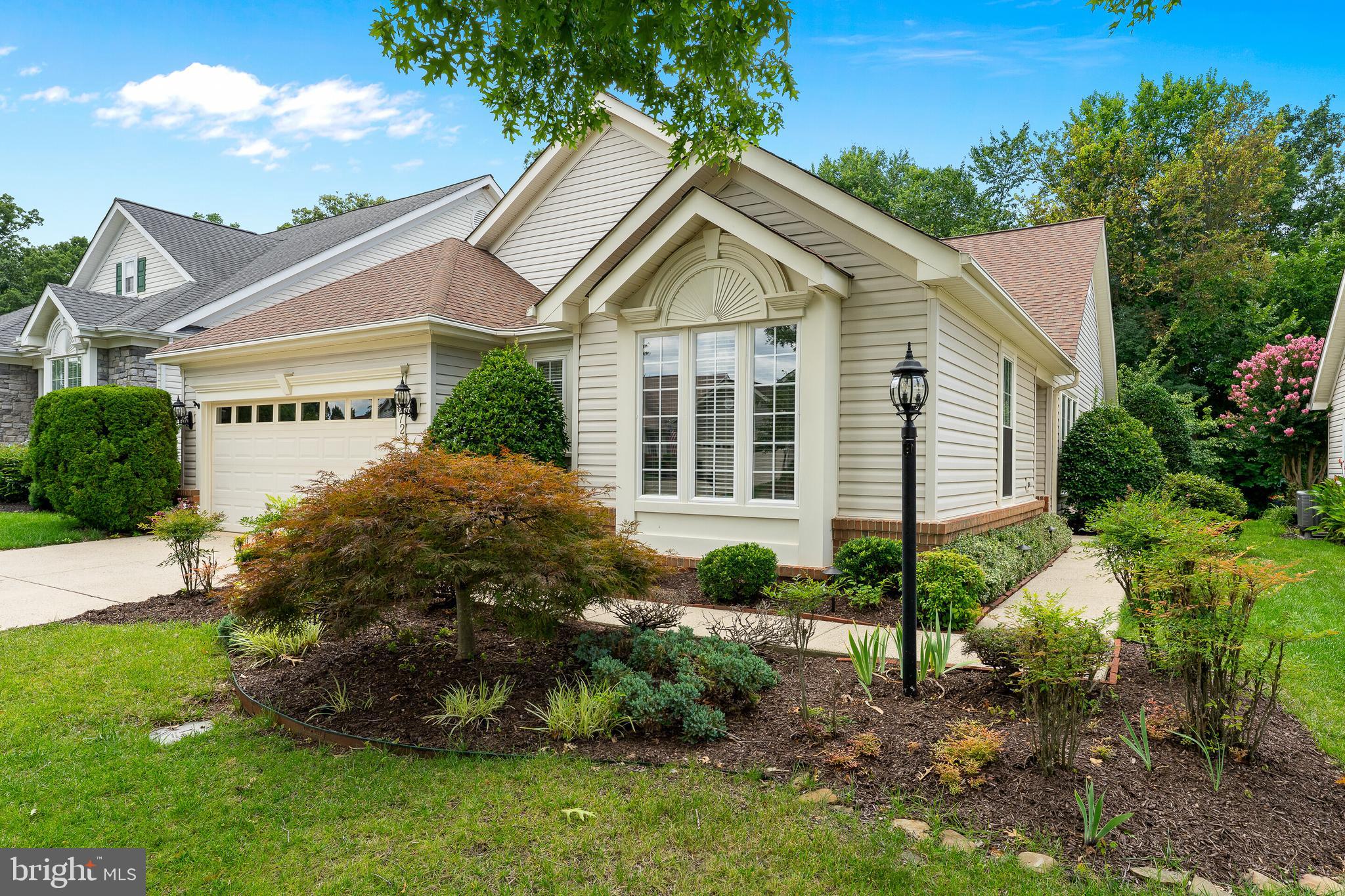 6872 SADDLE RUN WAY