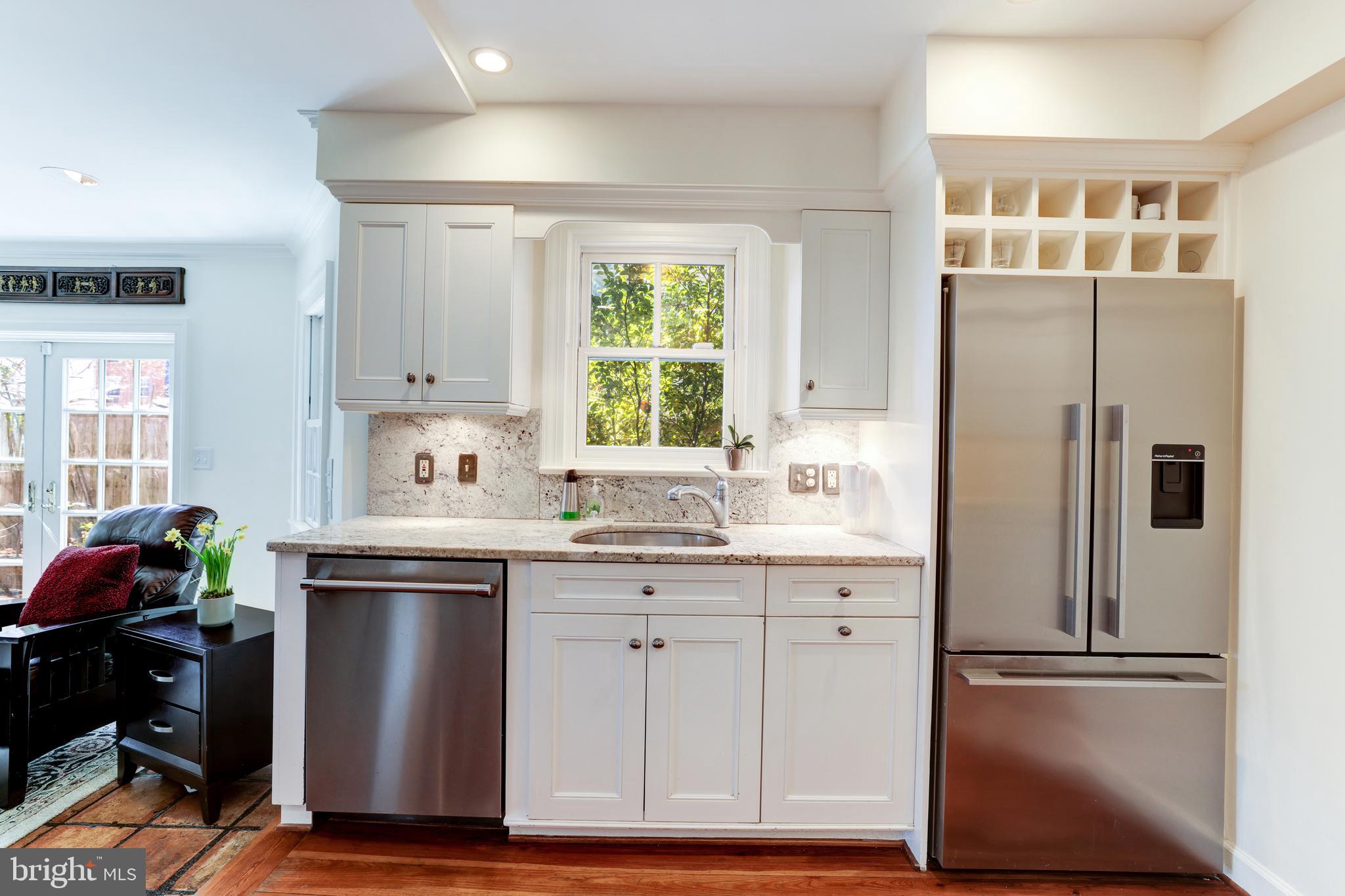 OLD TOWN ALEXANDRIA - Residential