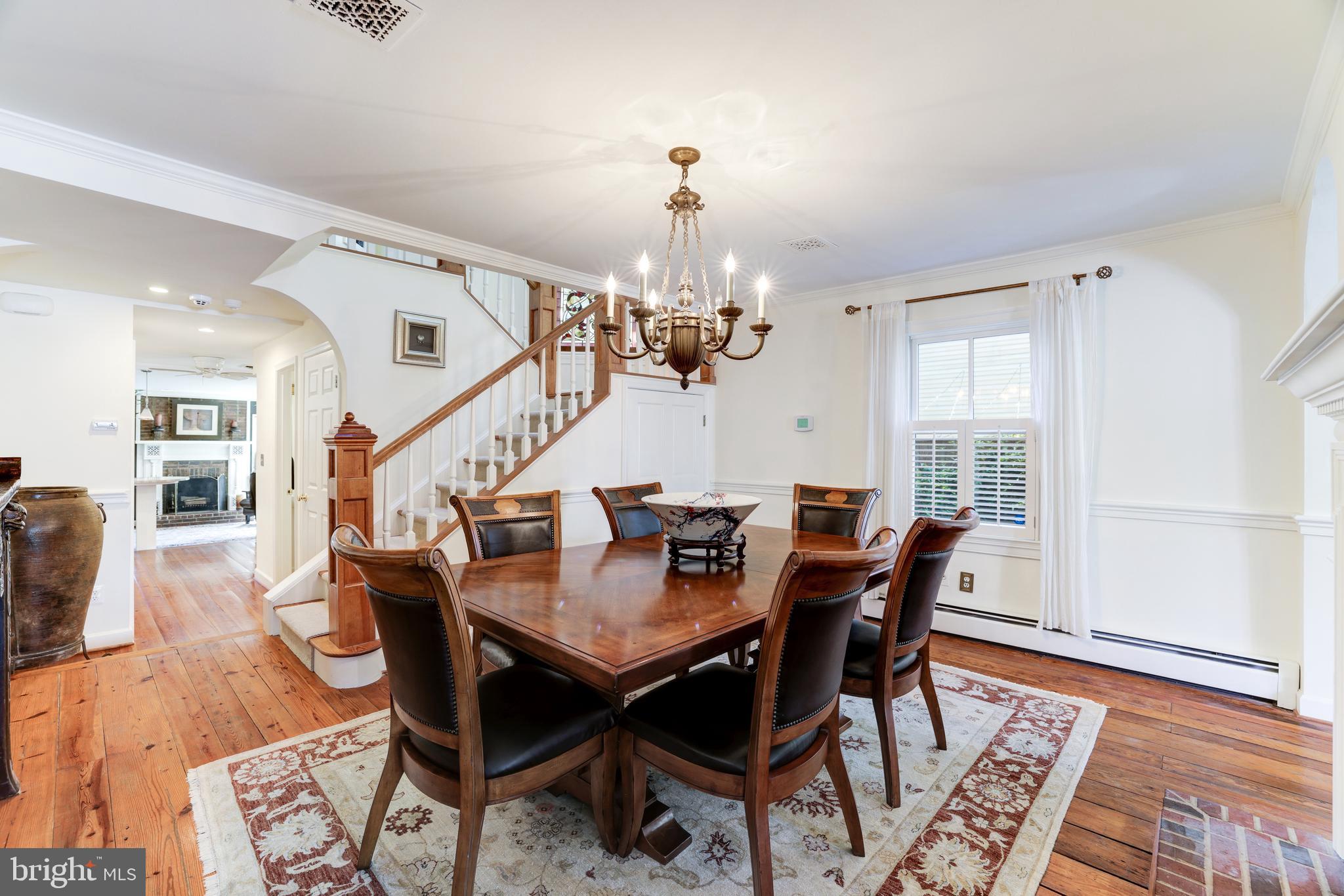 OLD TOWN ALEXANDRIA - Residential