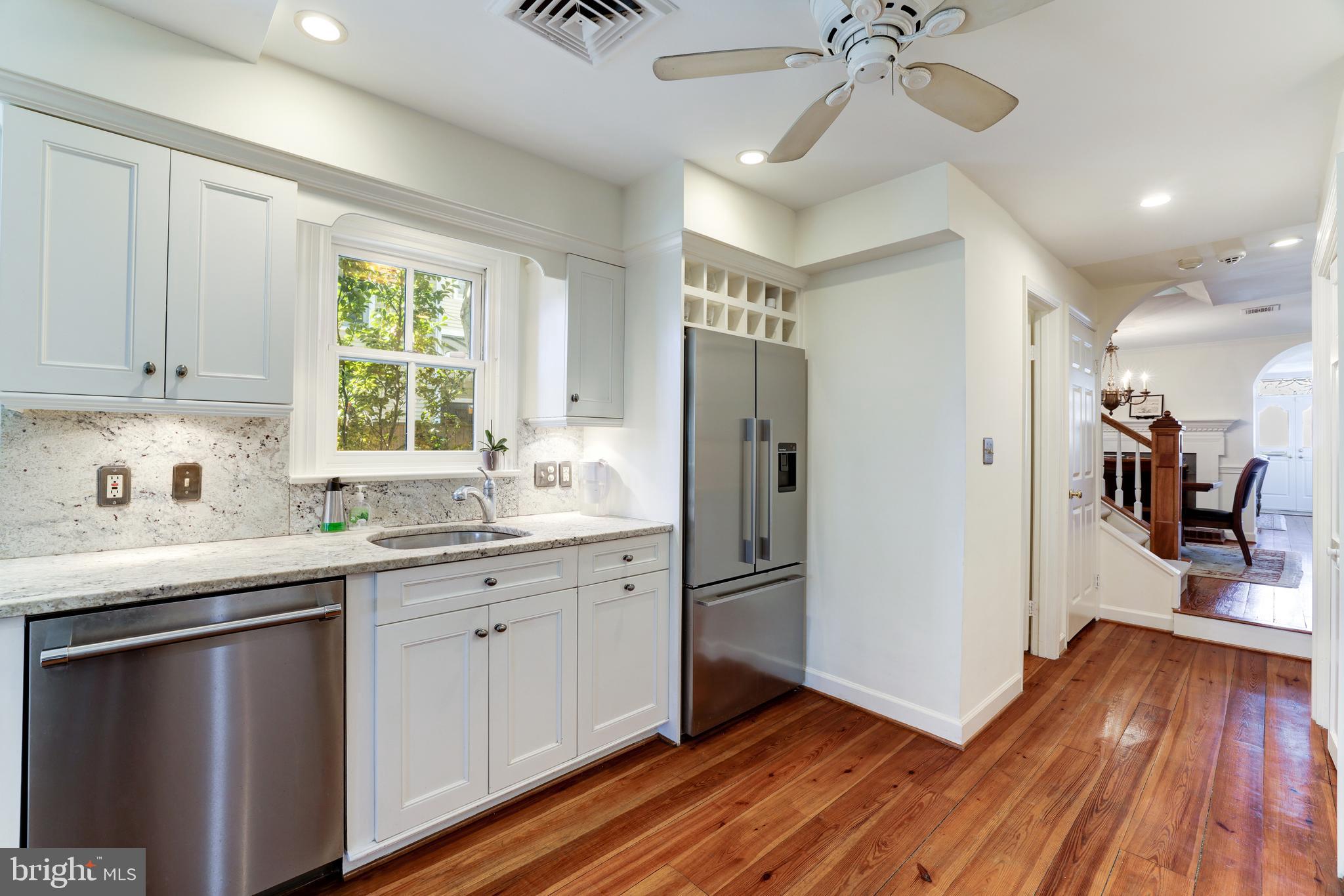 OLD TOWN ALEXANDRIA - Residential