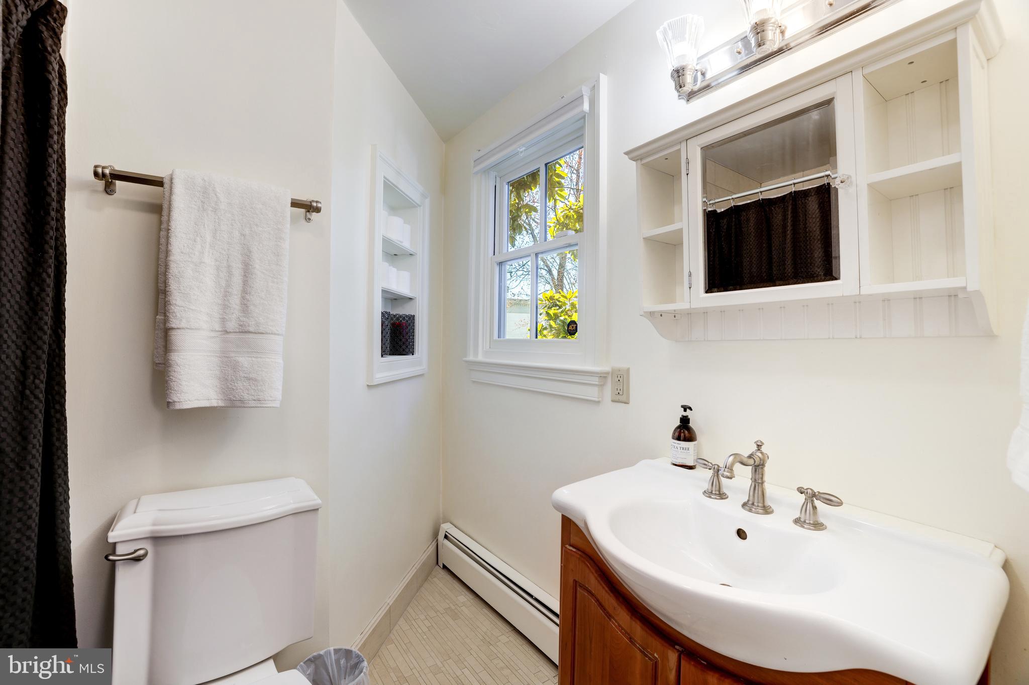 OLD TOWN ALEXANDRIA - Residential