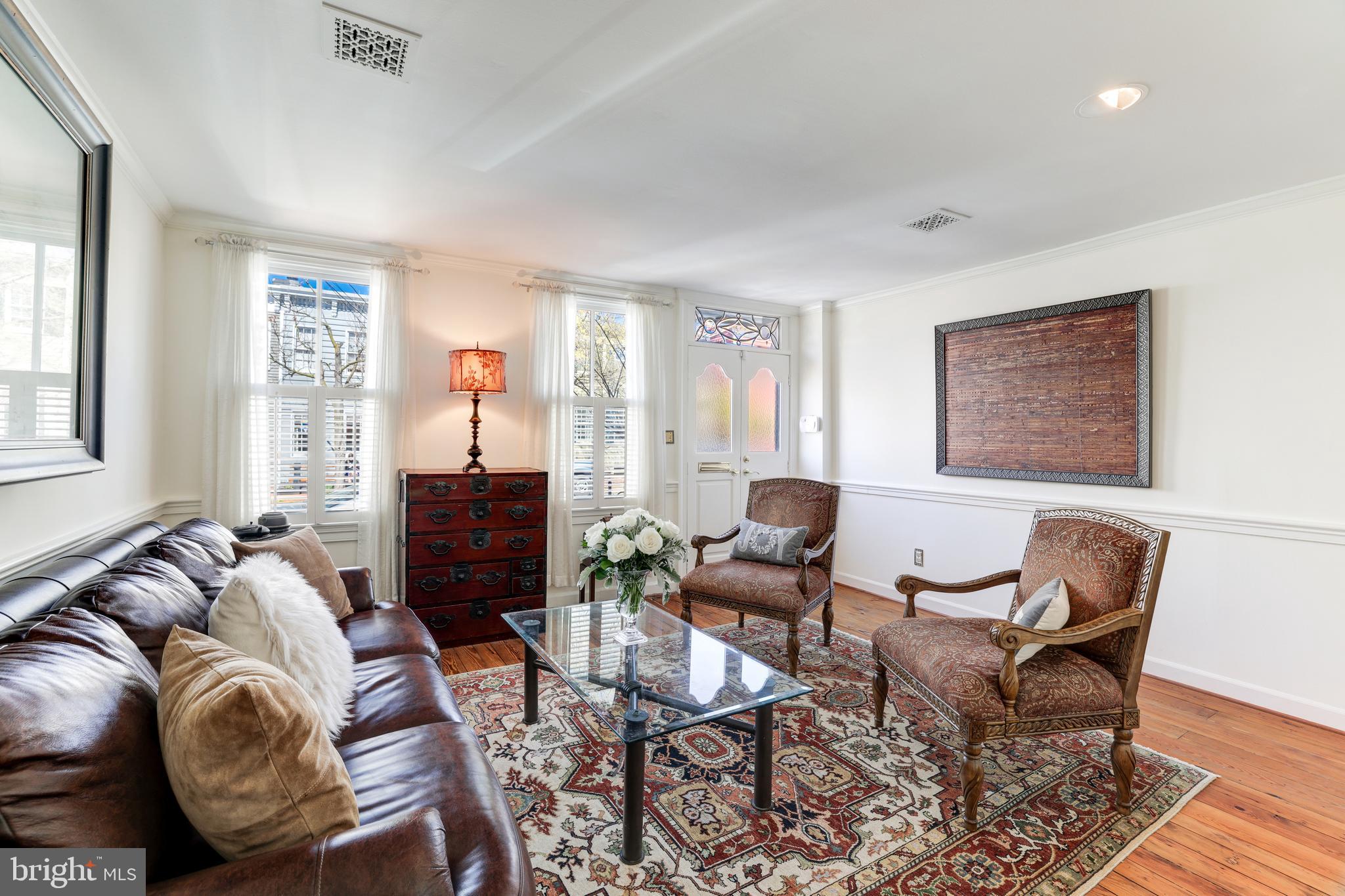 OLD TOWN ALEXANDRIA - Residential