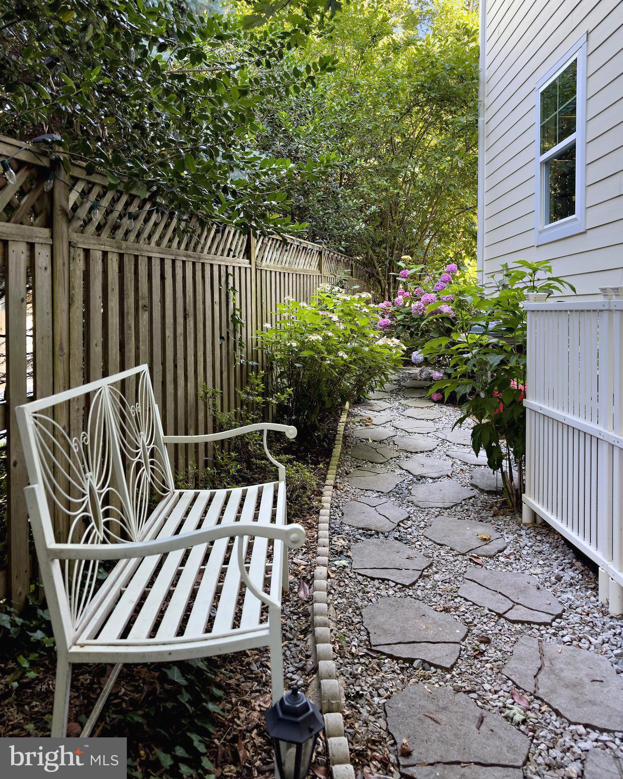 SAILOR'S QUAY - Residential