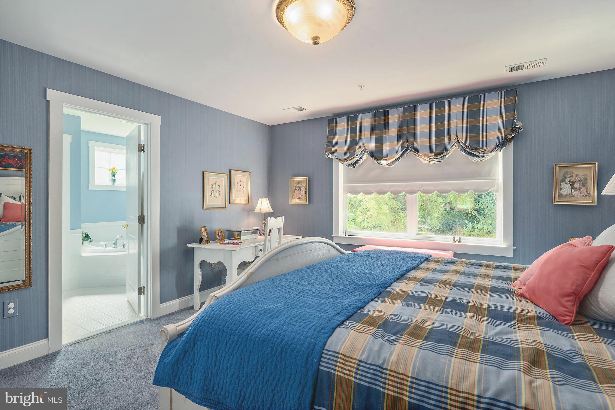 SAILOR'S QUAY - Residential